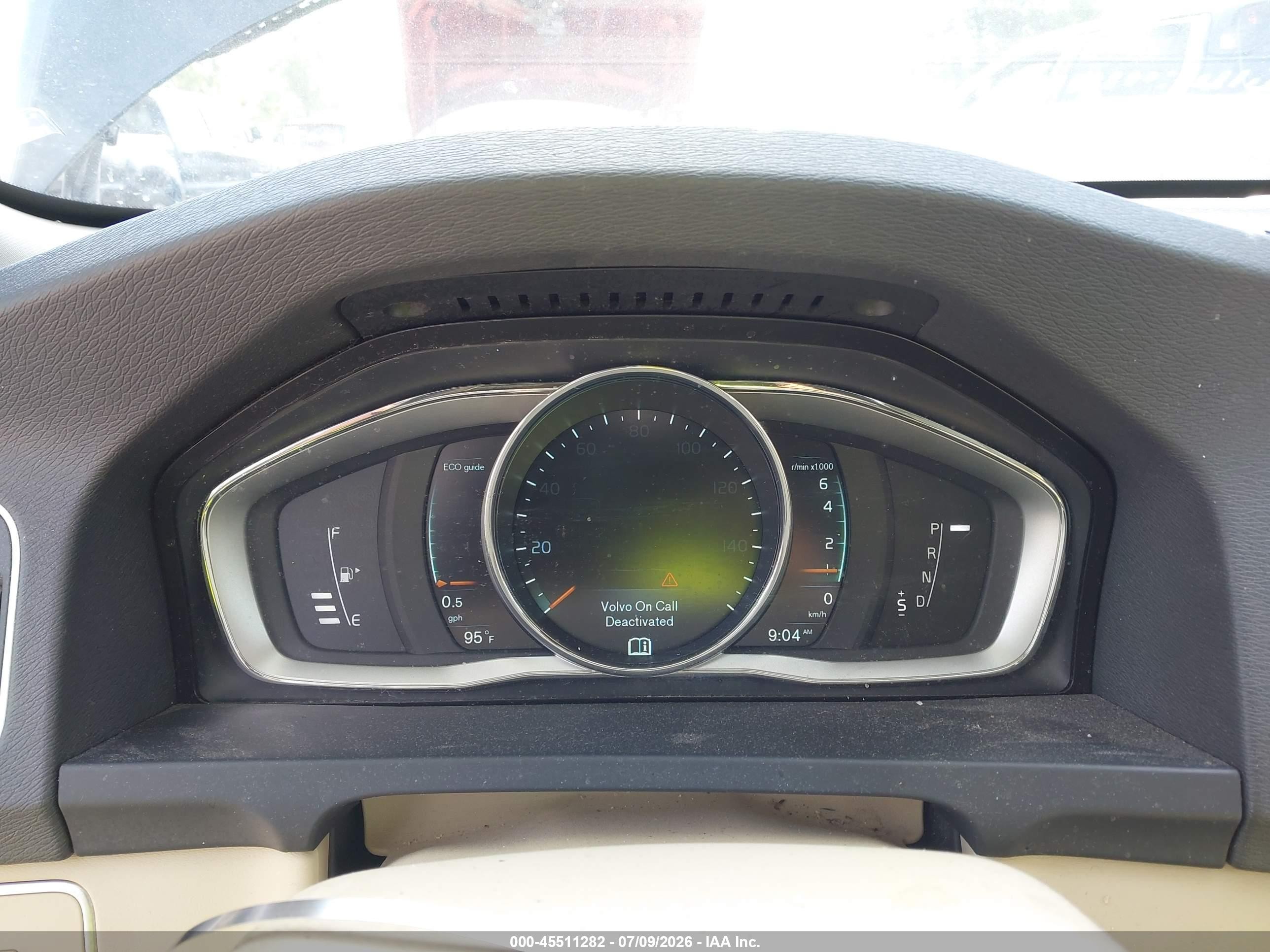 2015 Volvo S60 T5 Premier Серый vin: YV140MFK3F2337643