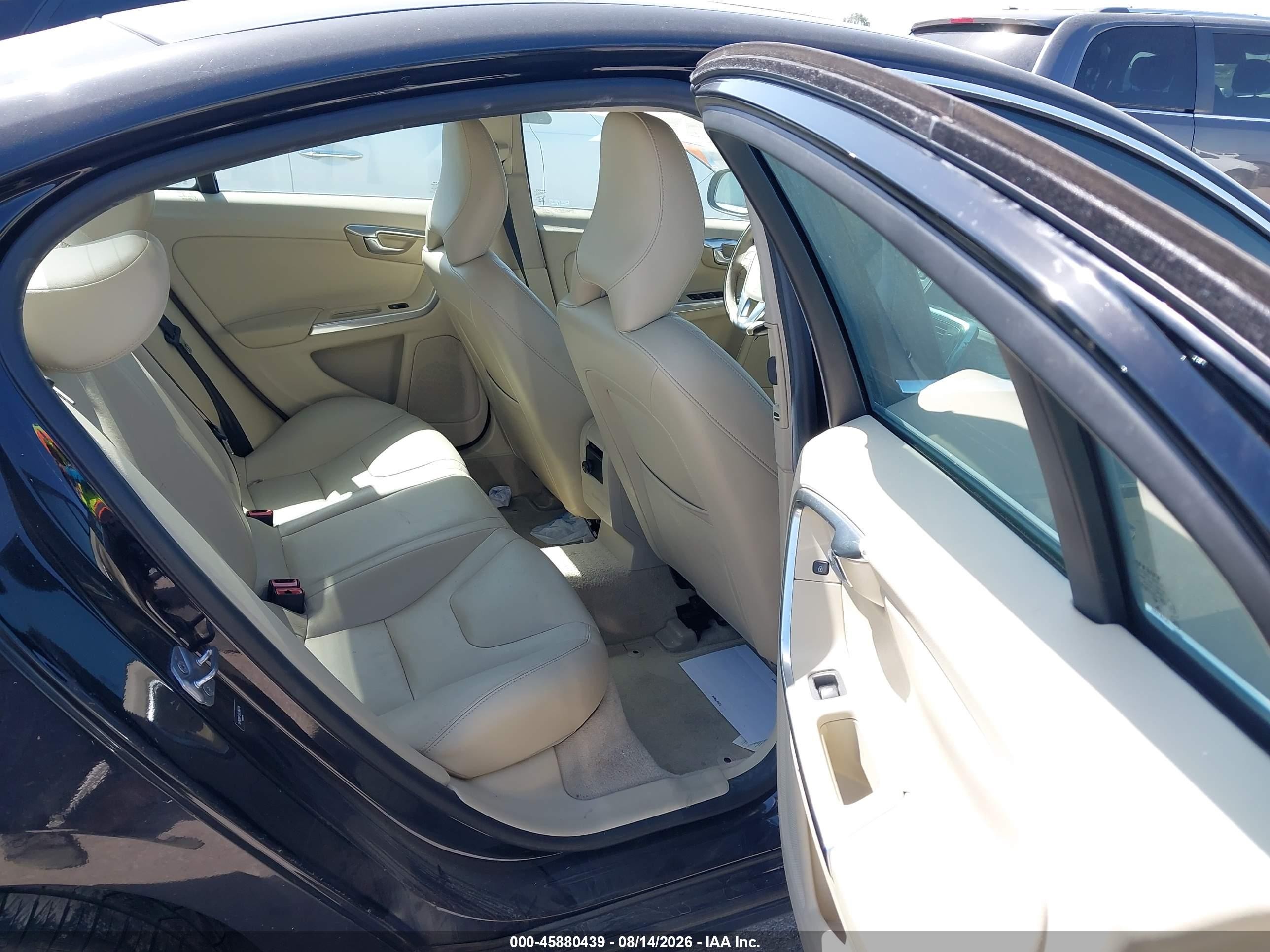 2015 Volvo S60 T5 Premier Black vin: YV140MFK5F2360714