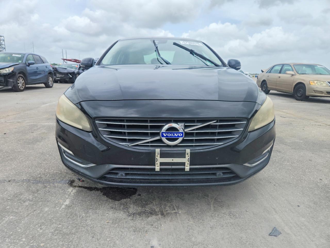 2015 Volvo S60 Premier Black vin: YV140MFK6F1347315