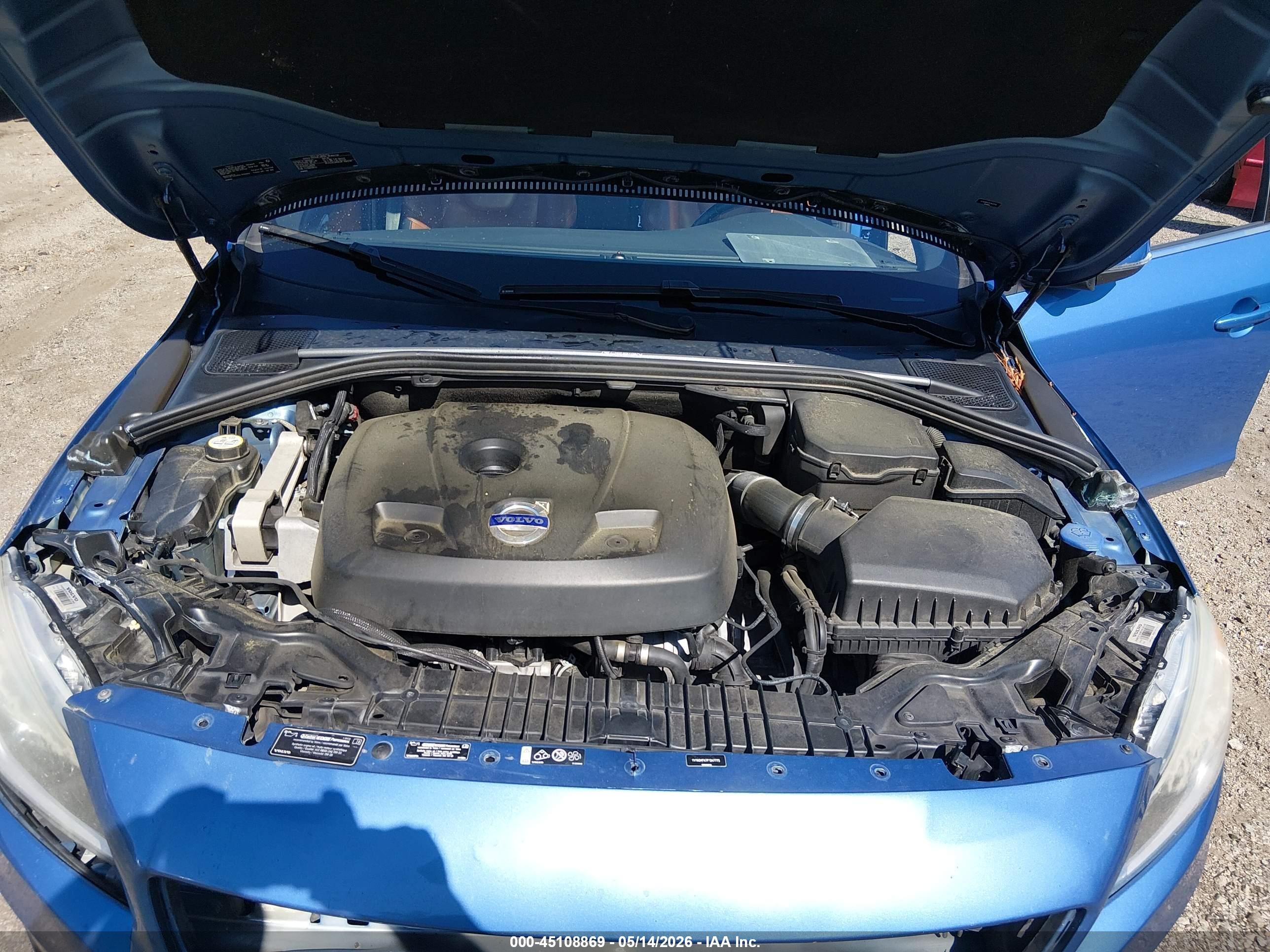 2015 Volvo S60 T5 Premier Blue vin: YV140MFK7F1347775