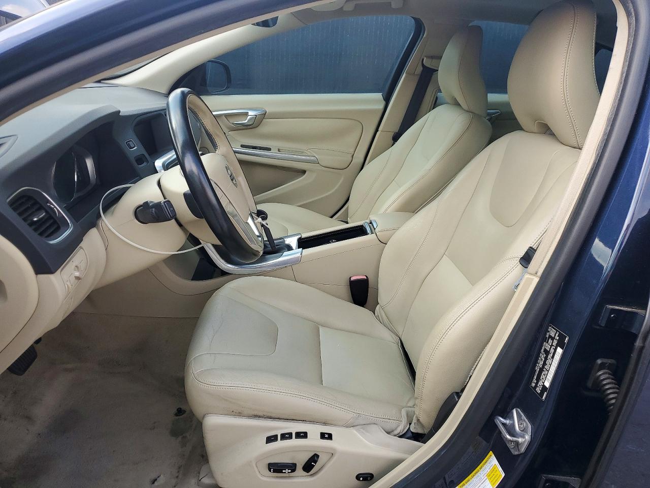 2015 Volvo S60 Premier Синий vin: YV140MFK7F2355272