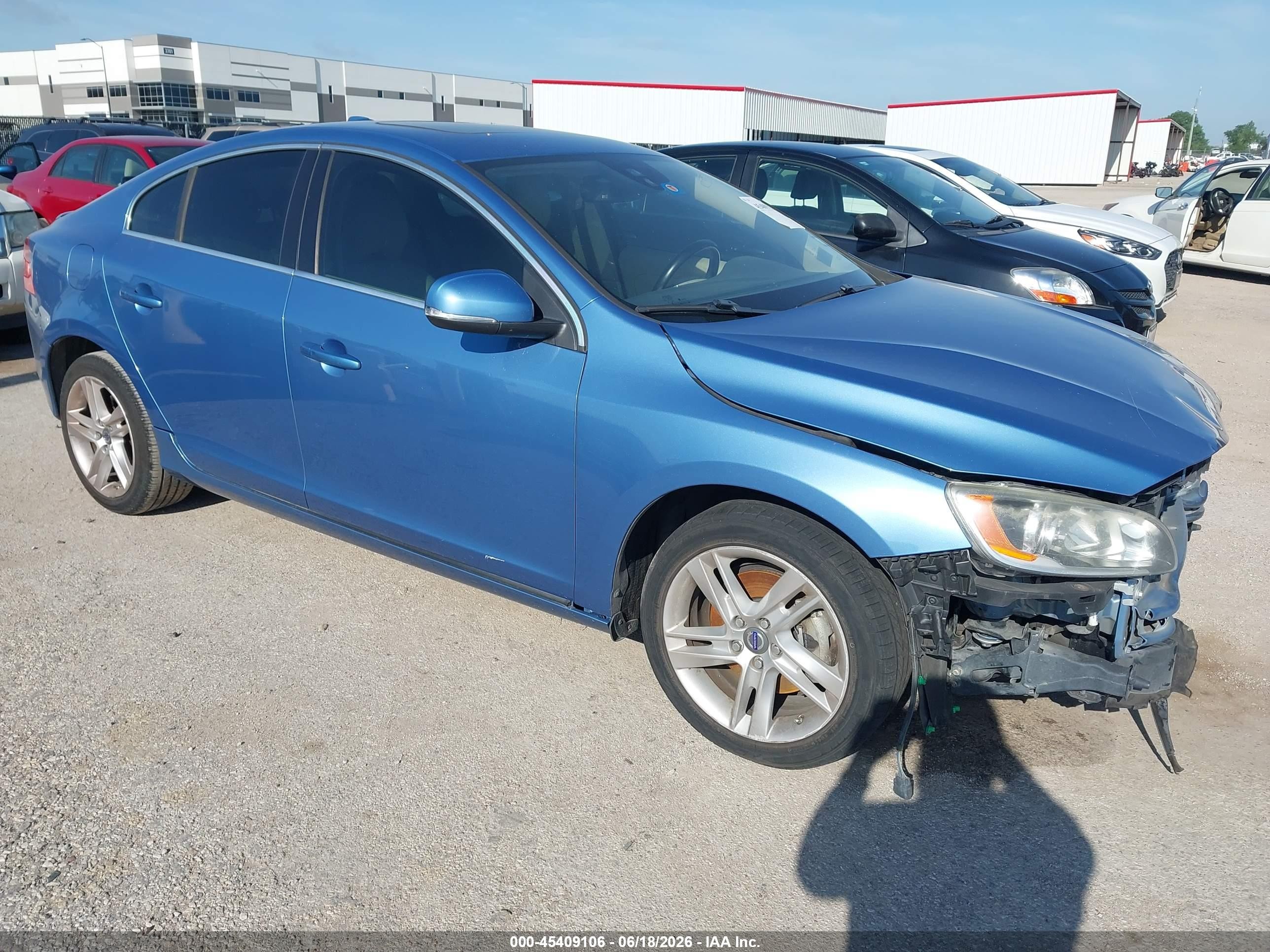 2015 Volvo S60 T5 Premier Синий vin: YV140MFK8F1351916
