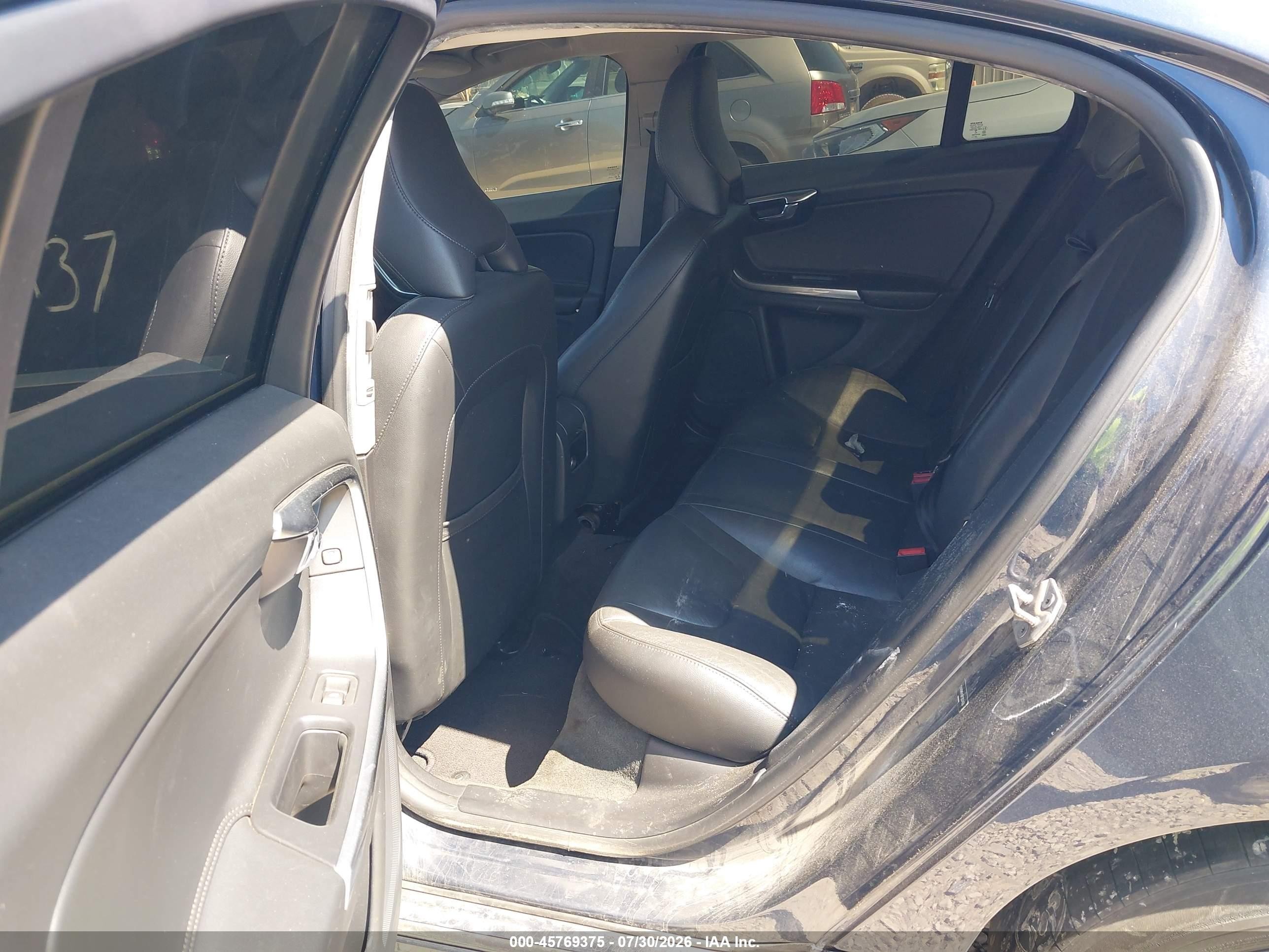 2015 Volvo S60 T5 Premier Blue vin: YV140MFK8F1357439