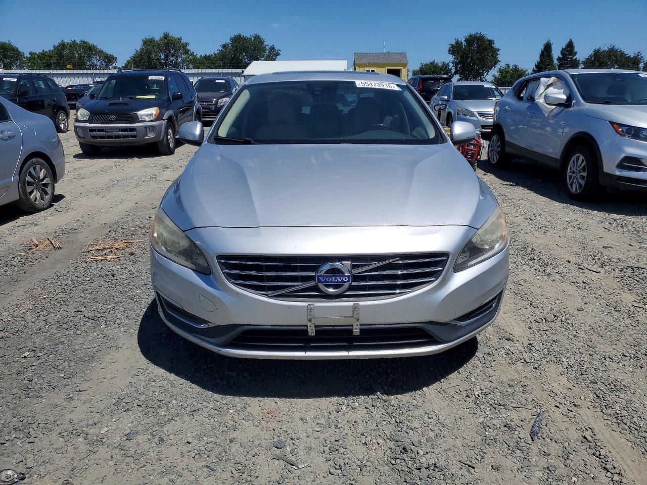 2015 Volv S60 Silver vin: YV140MFKXF2366296