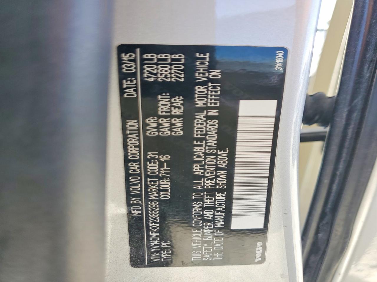 2015 Volv S60 Silver vin: YV140MFKXF2366296