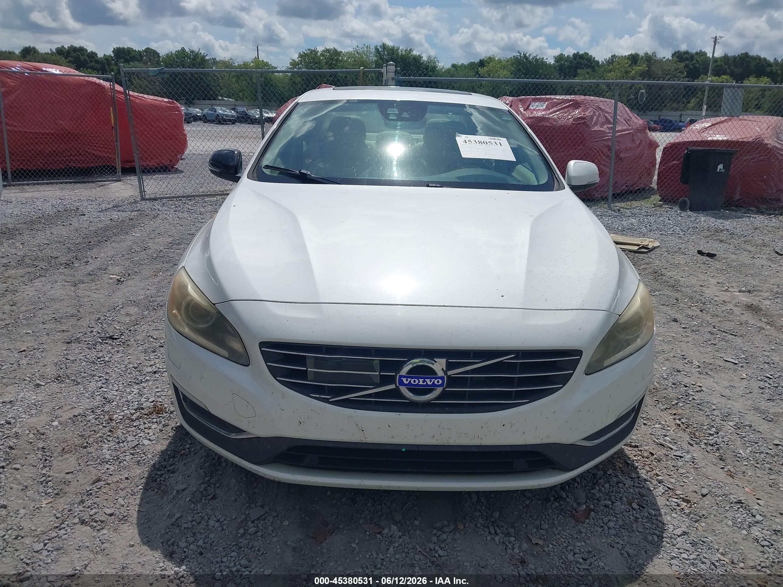 2015 Volvo S60 T5 Platinum White vin: YV140MFM1F1355727