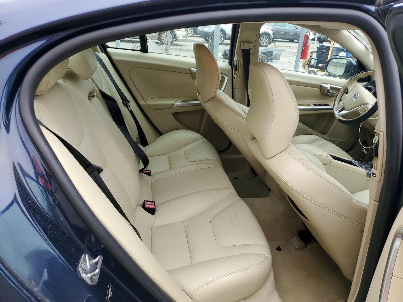 2015 Volvo S60 Platinum Blue vin: YV140MFM9F235479