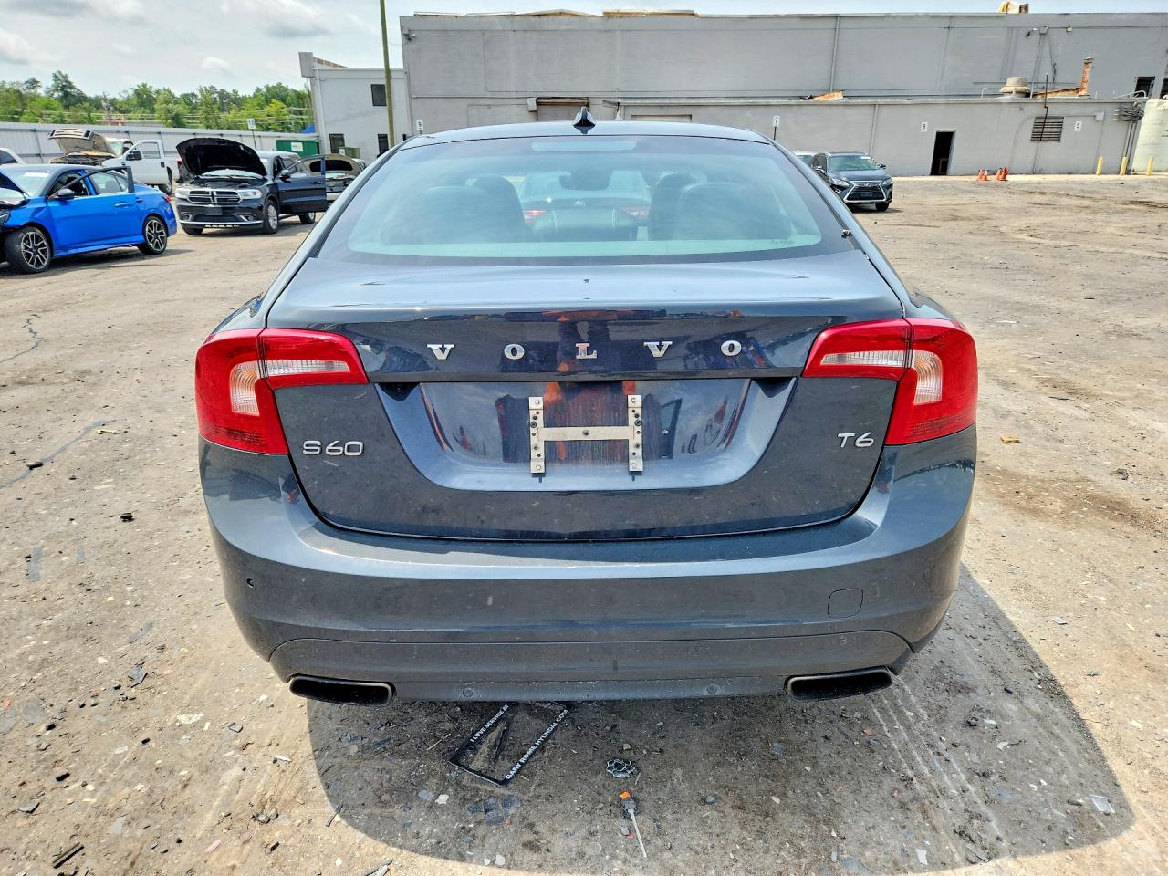 2015 Volvo S60 Premier Gray vin: YV149MFK5F1343312