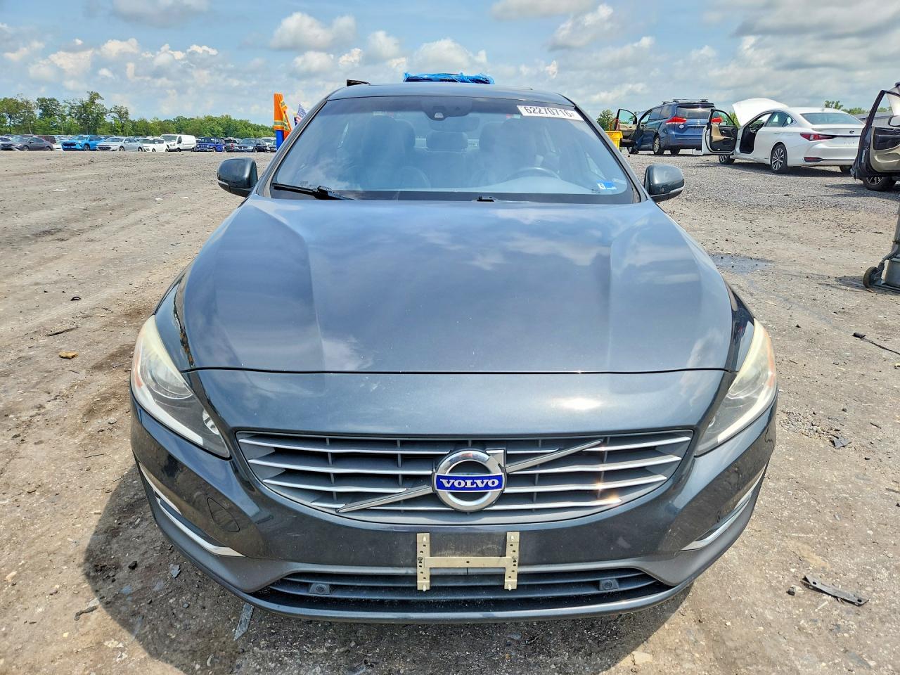 2015 Volvo S60 Premier Gray vin: YV149MFK5F1343312