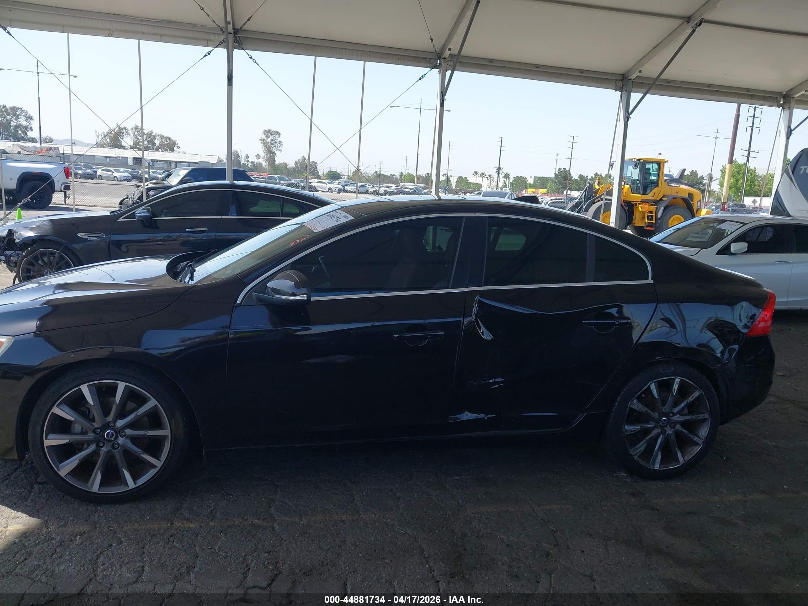 2015 Volvo S60 T6 Black vin: YV149MFK7F2363166