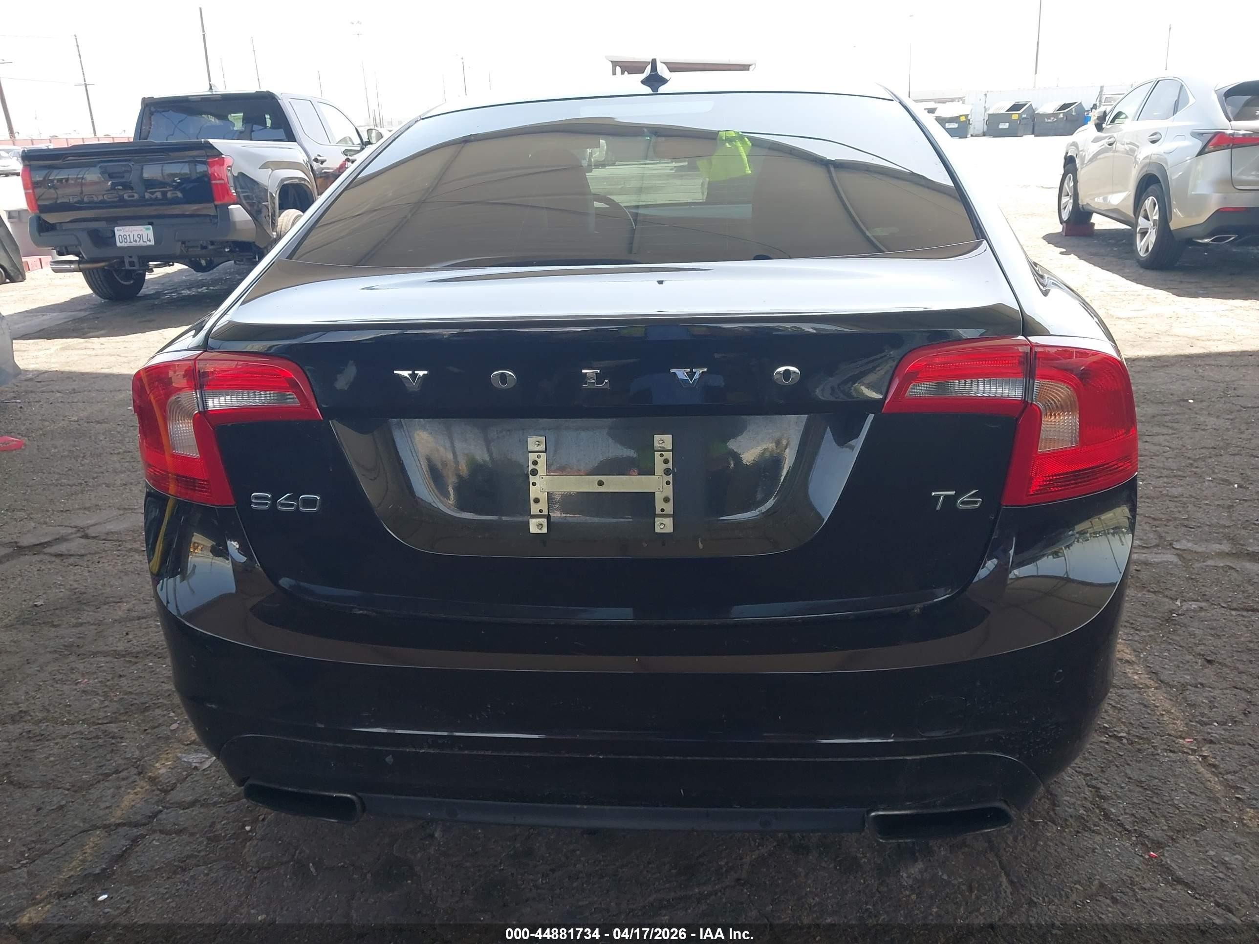 2015 Volvo S60 T6 Black vin: YV149MFK7F2363166