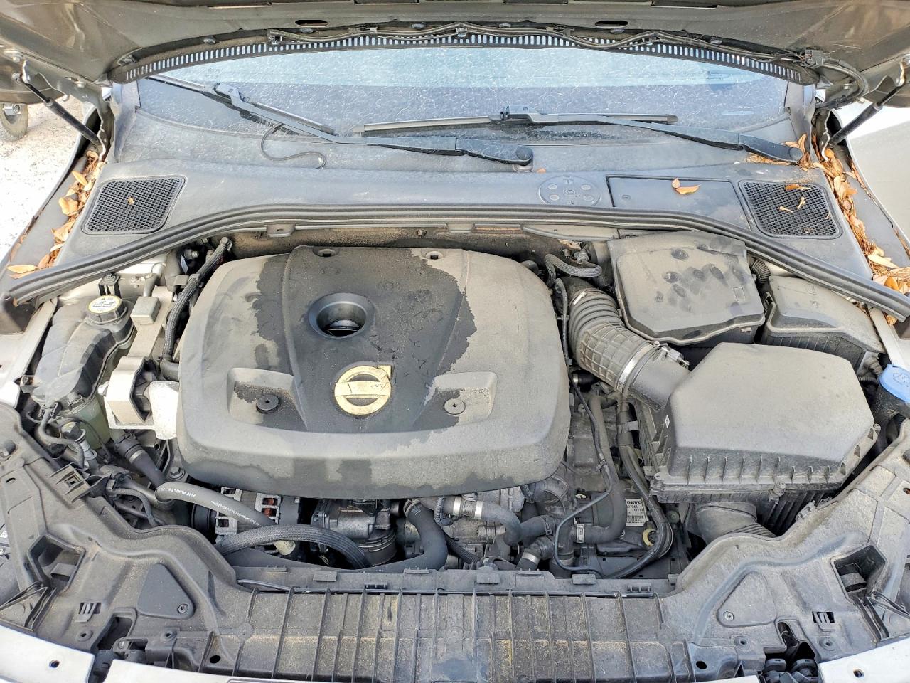 2015 Volvo S60 Platinum Серый vin: YV149MFM2F1346704