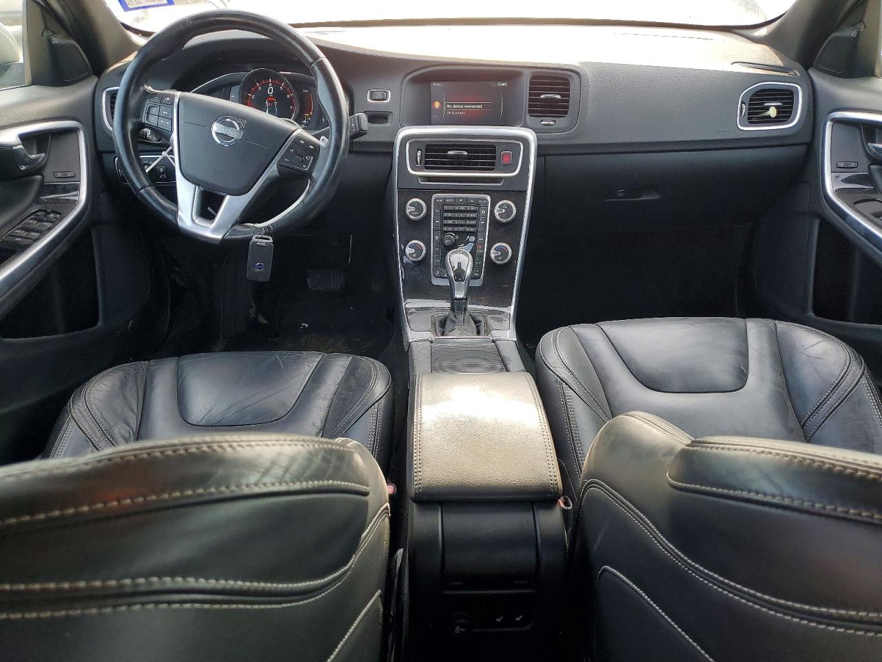 2015 Volvo S60 Platinum Gray vin: YV149MFM2F1346704