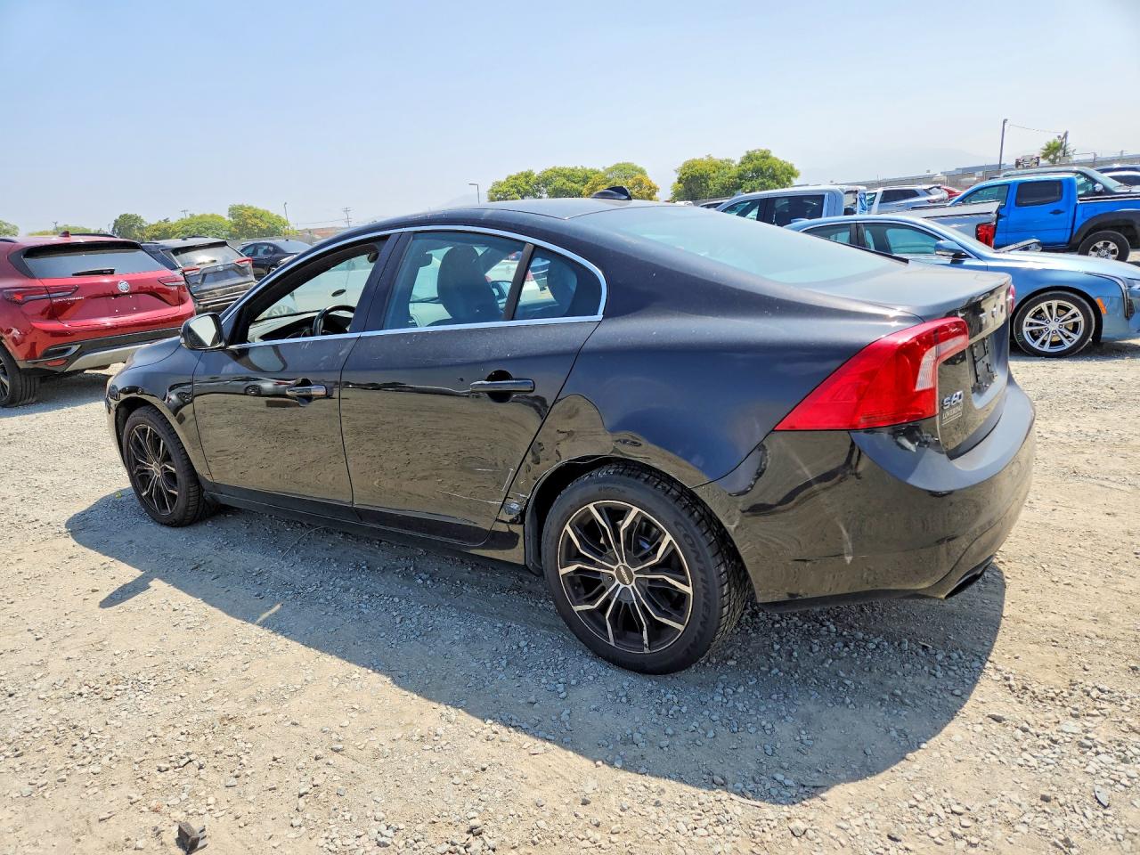 2015 Volvo S60 Platinum Black vin: YV149MFM3F1339194