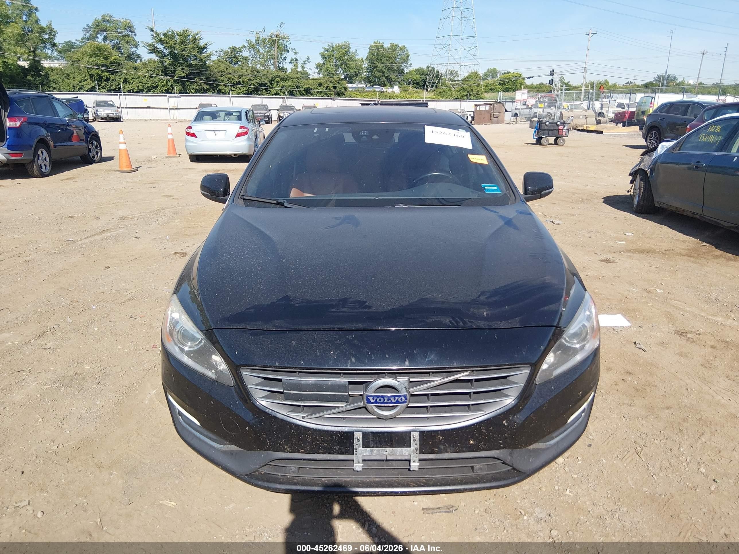 2016 Volvo S60 T6 Drive-e Platinum Black vin: YV149MFM9G1400775