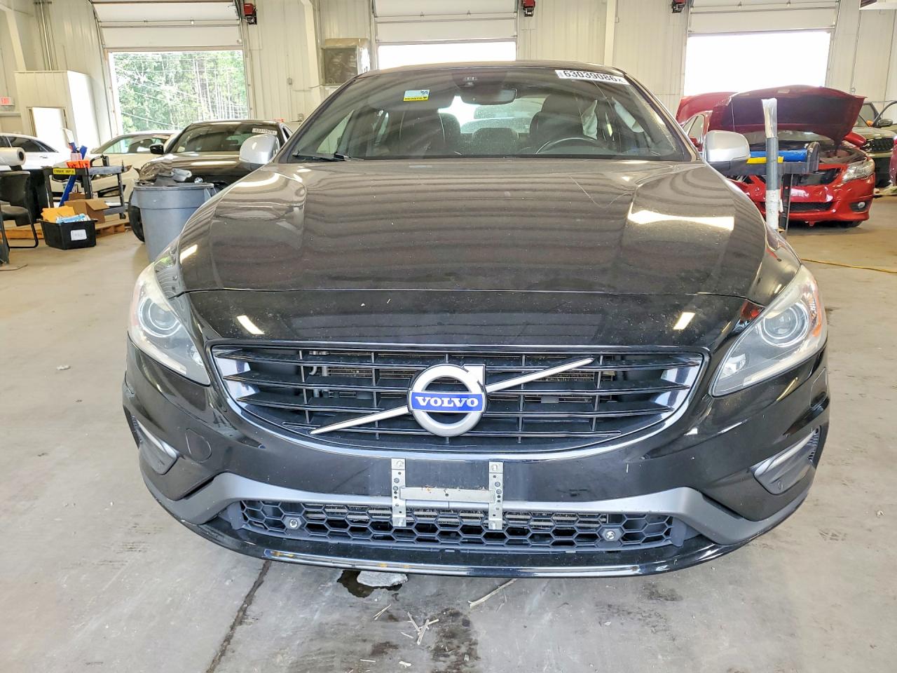 2016 Volvo S60 R Design Black vin: YV149MTP5G2414388