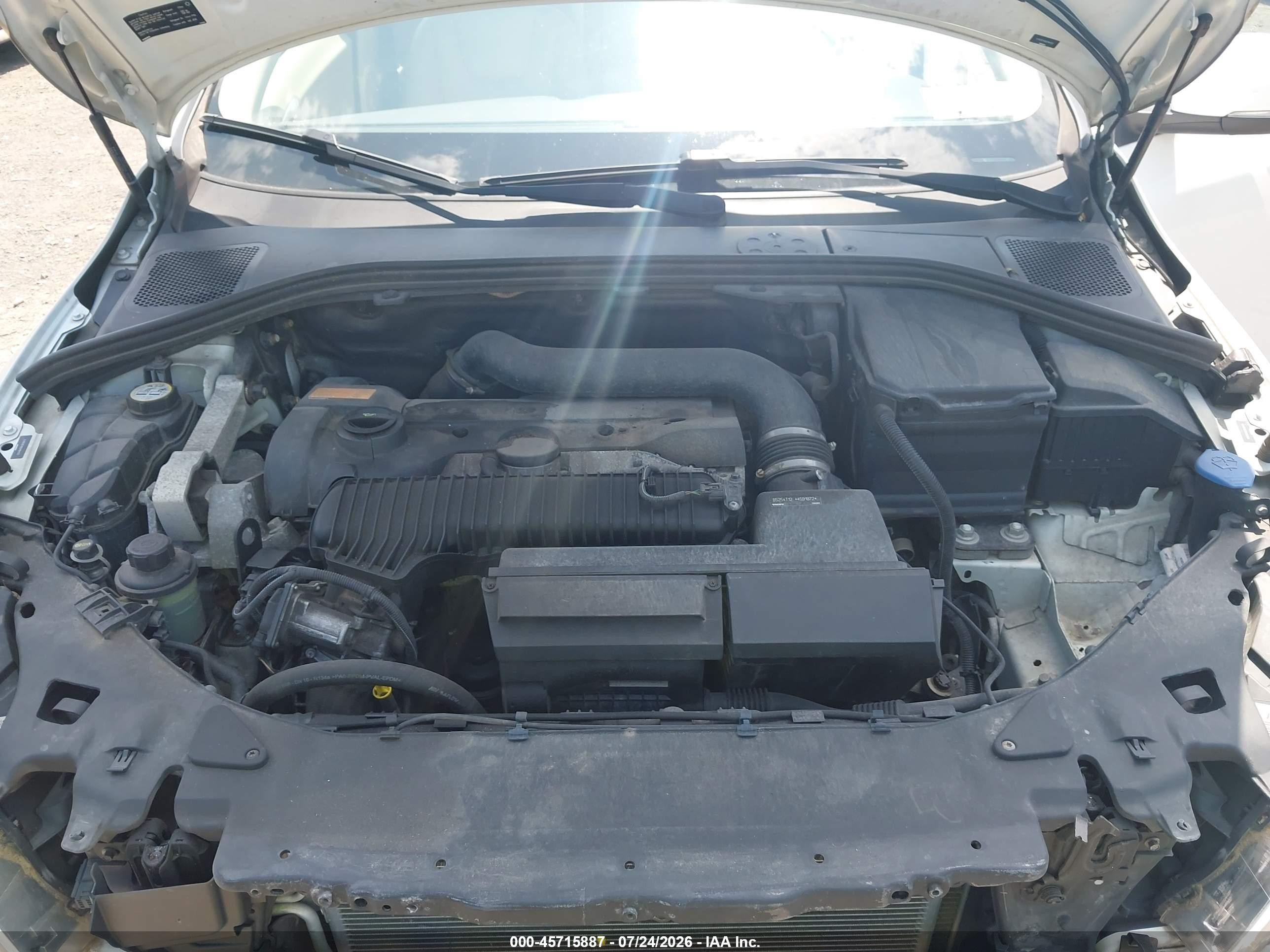 2013 Volvo S60 T5/t5 Platinum/t5 Premier/t5 Premier Plus White vin: YV1612FH0D2184103