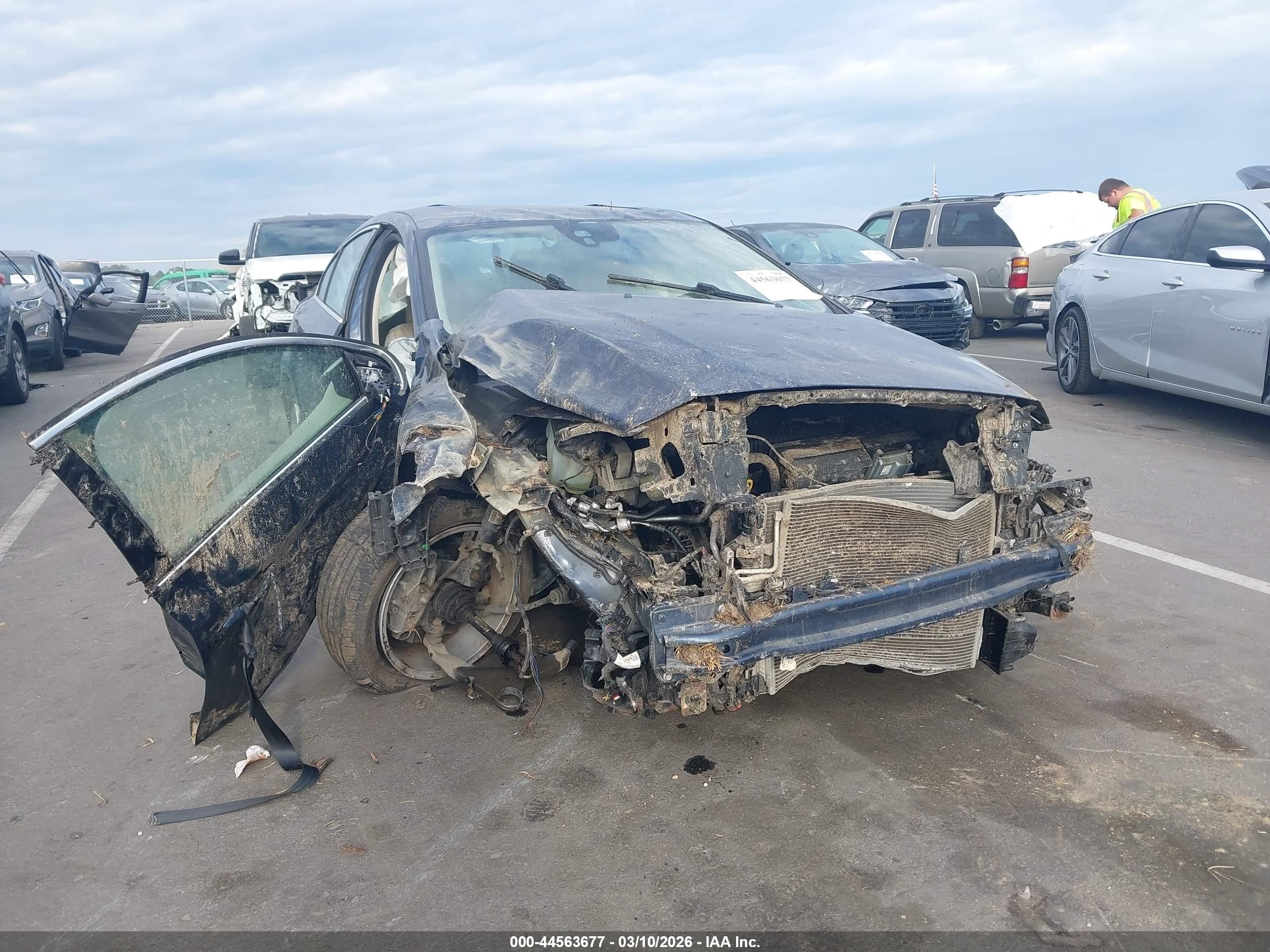 2013 Volvo S60 T5 Blue vin: YV1612FH0D2185140