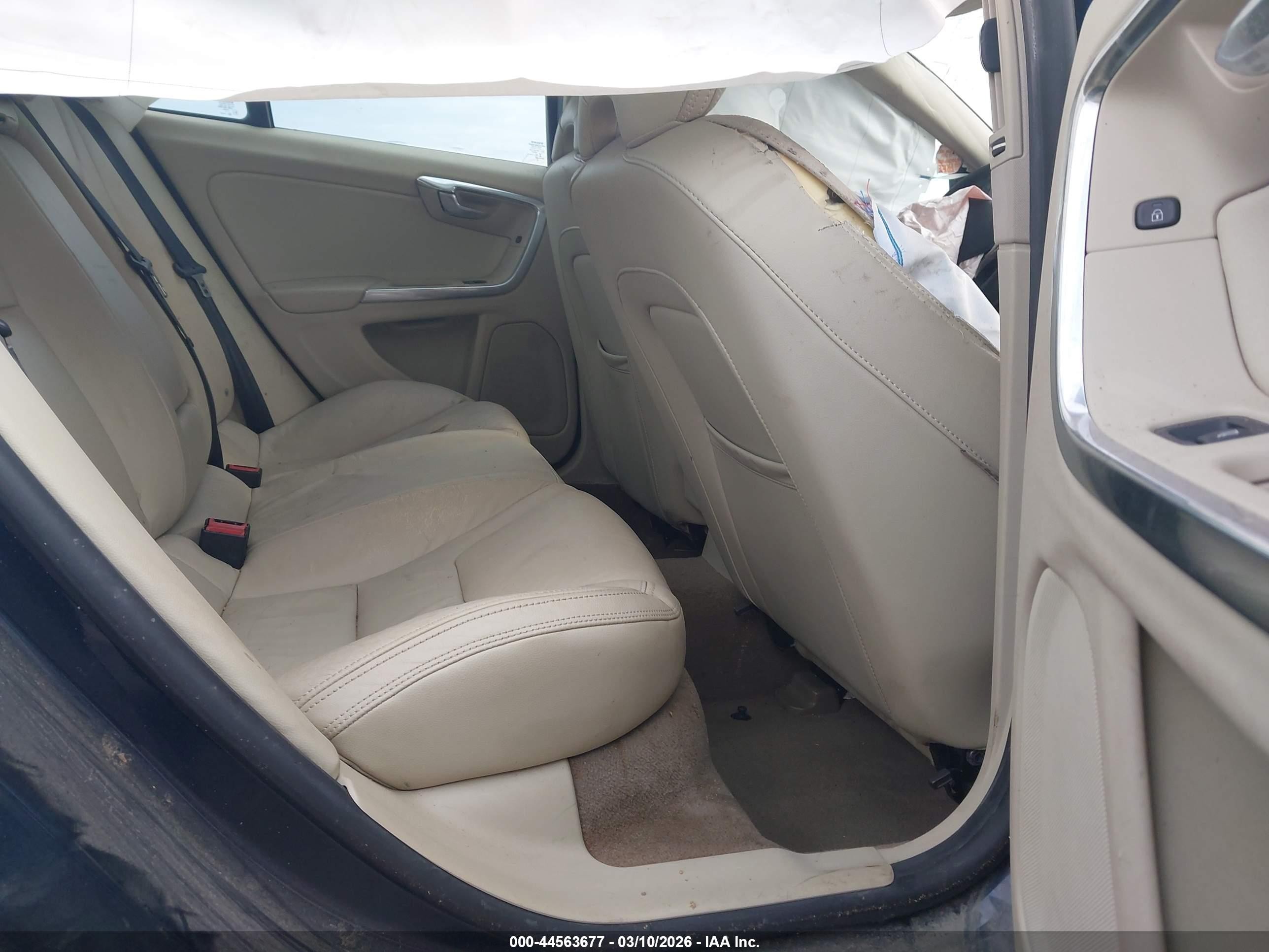 2013 Volvo S60 T5 Blue vin: YV1612FH0D2185140