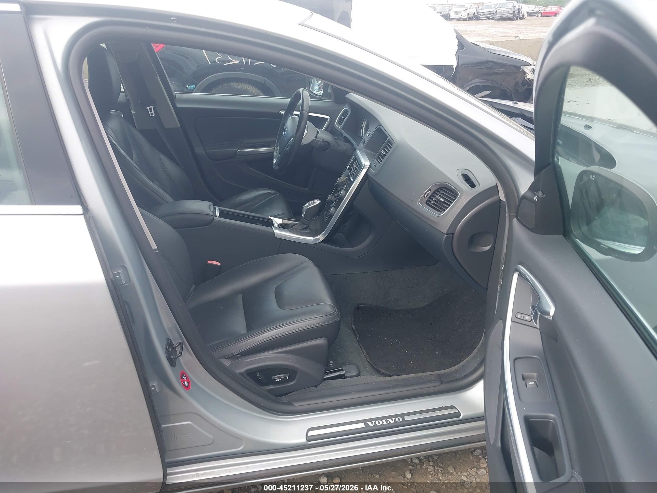 2013 Volvo S60 T5 Light Blue vin: YV1612FH0D2196073
