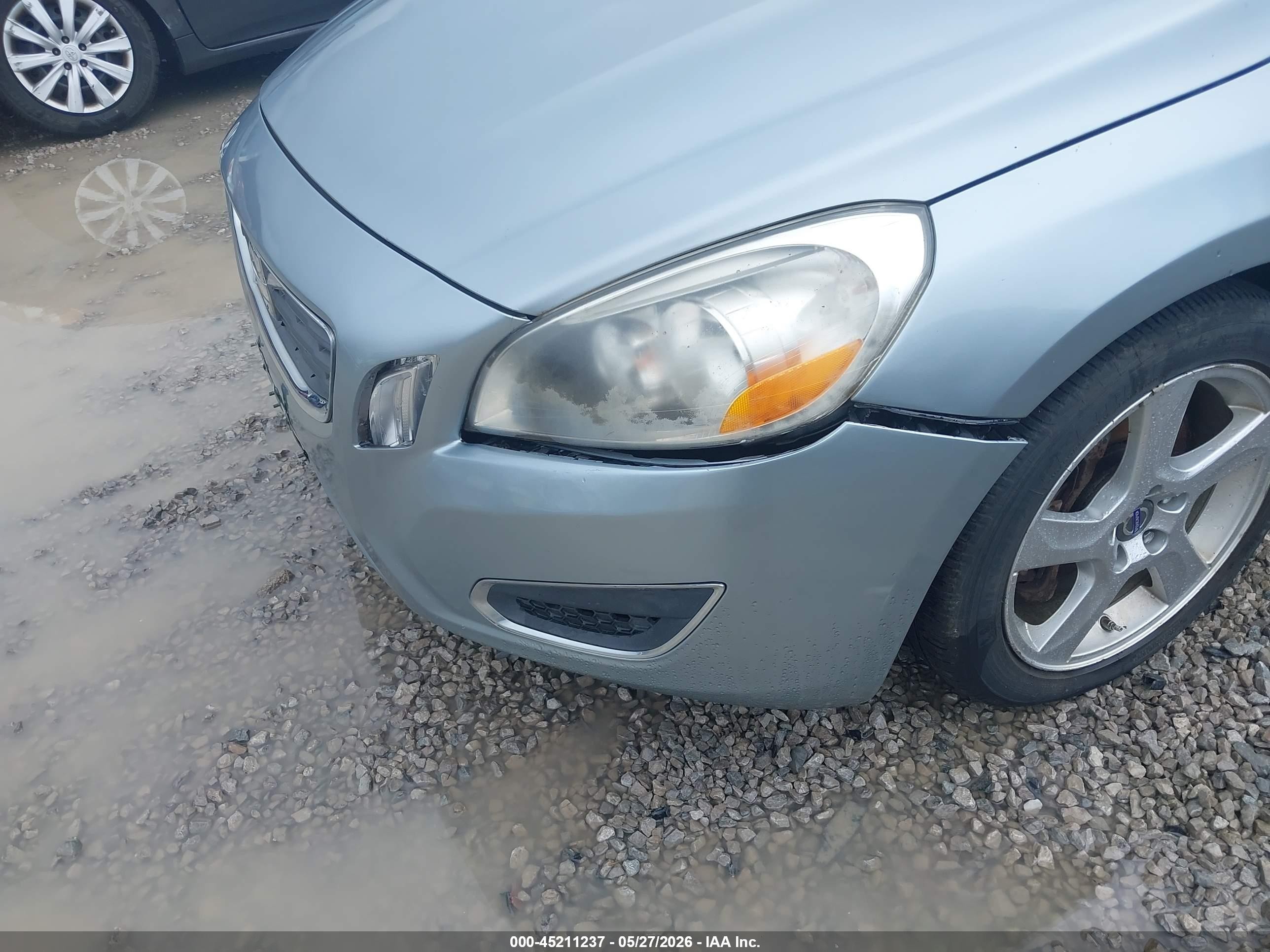 2013 Volvo S60 T5 Light Blue vin: YV1612FH0D2196073
