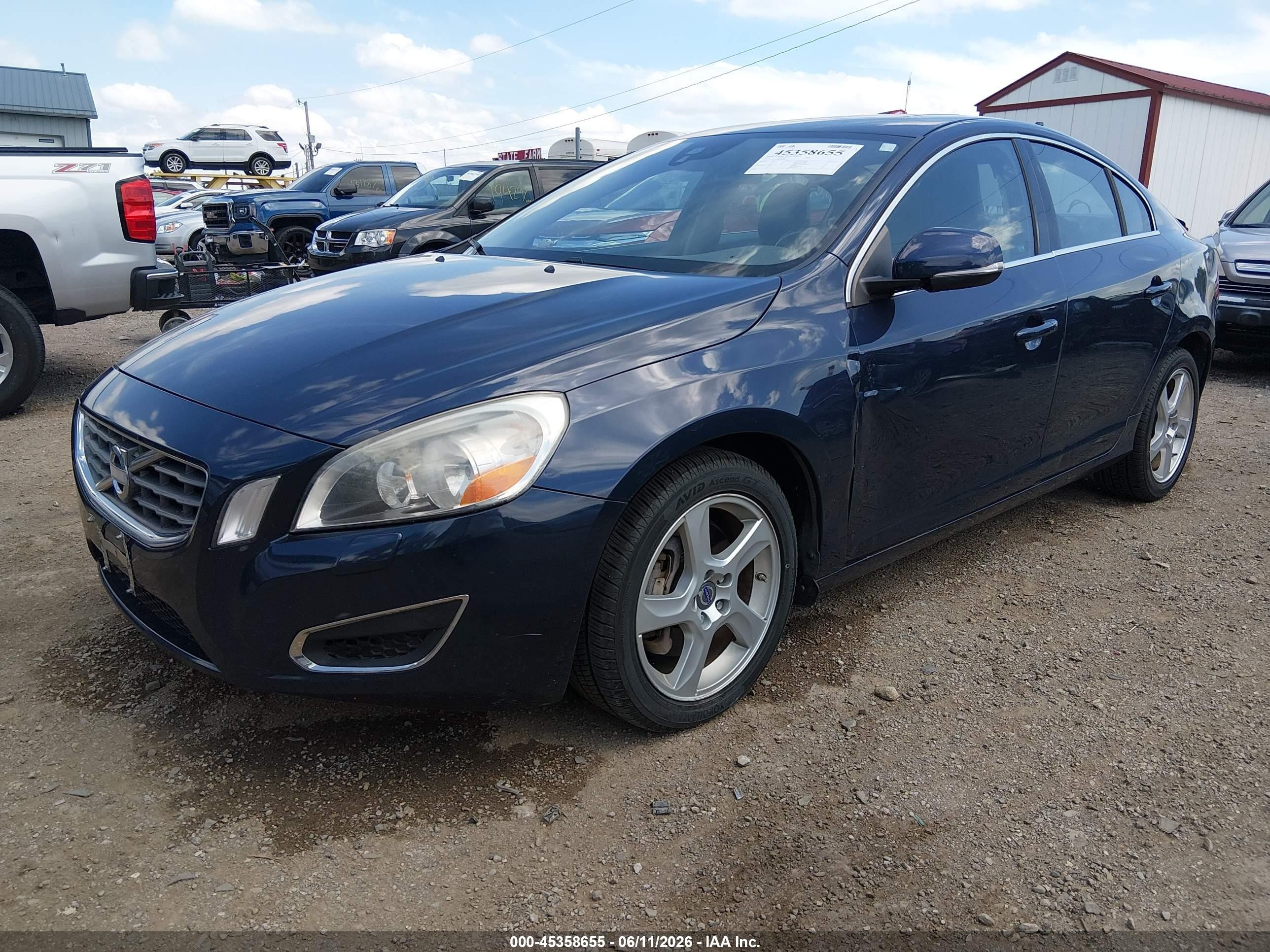 2013 Volvo S60 T5/t5 Platinum/t5 Premier/t5 Premier Plus Navy vin: YV1612FH0D2231890