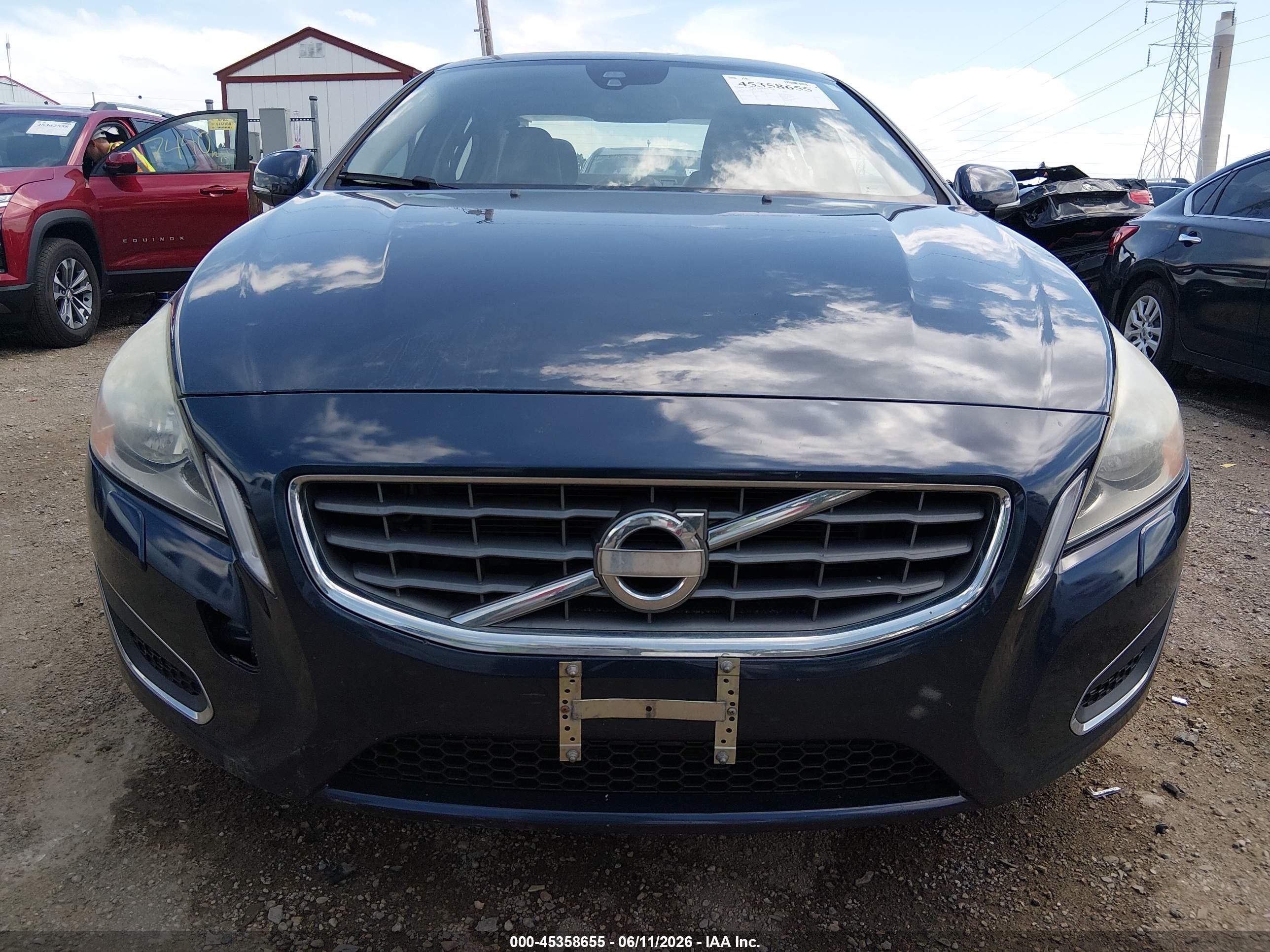 2013 Volvo S60 T5/t5 Platinum/t5 Premier/t5 Premier Plus Navy vin: YV1612FH0D2231890