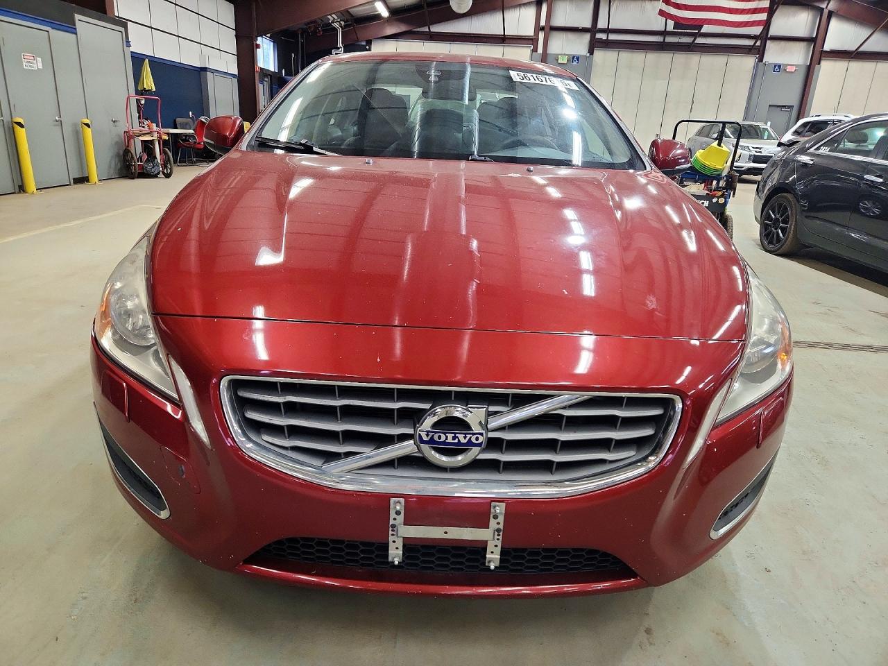 2013 Volvo S60 T5 Red vin: YV1612FH1D1219110