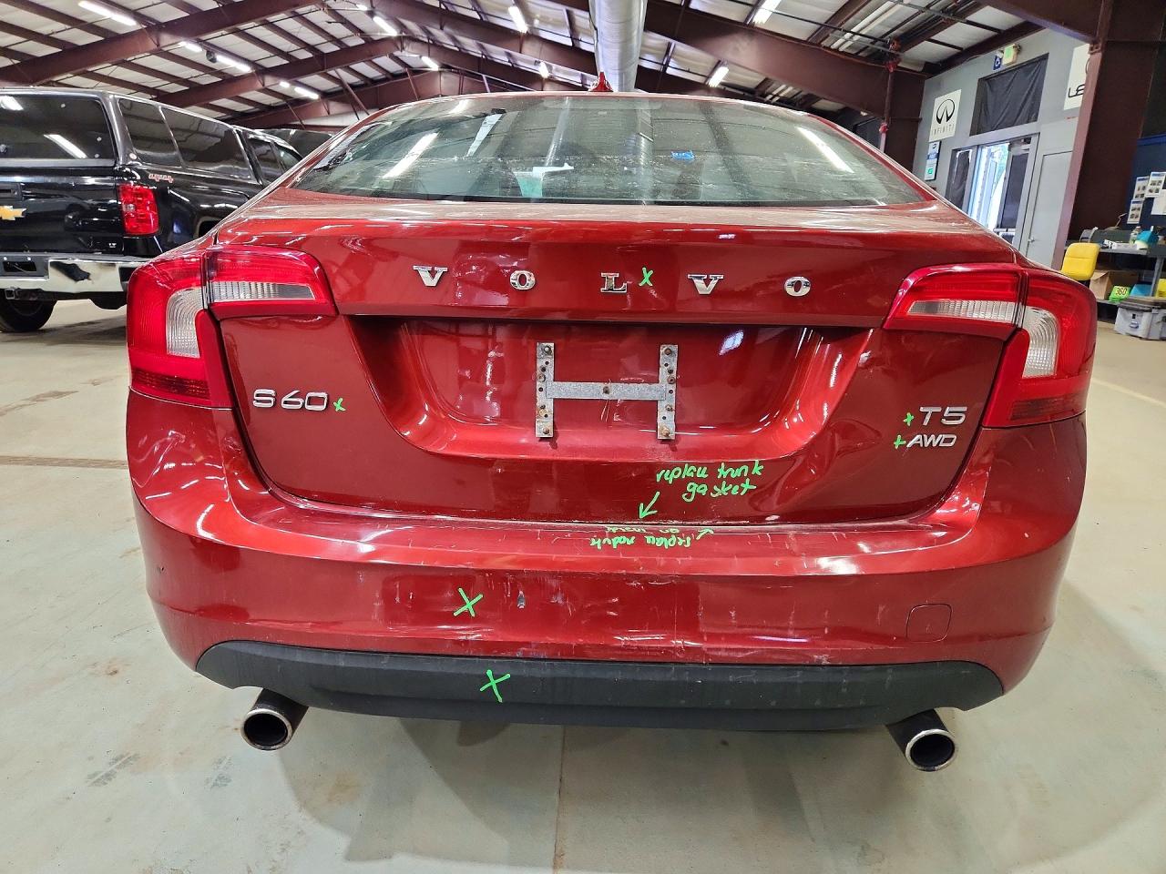 2013 Volvo S60 T5 Red vin: YV1612FH1D1219110