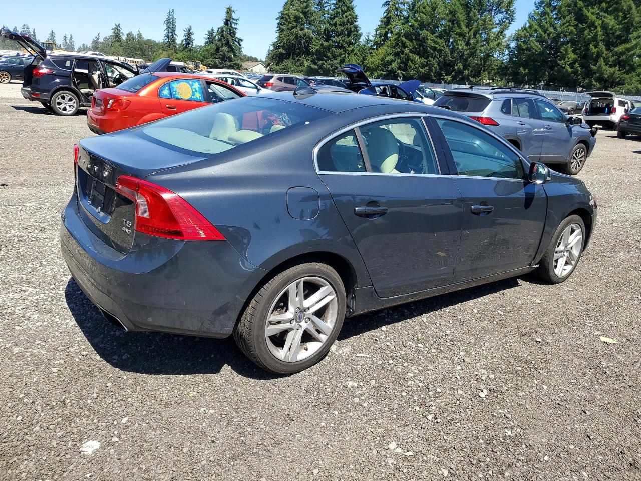 2014 Volvo S60 T5 Charcoal vin: YV1612FH1E1298294