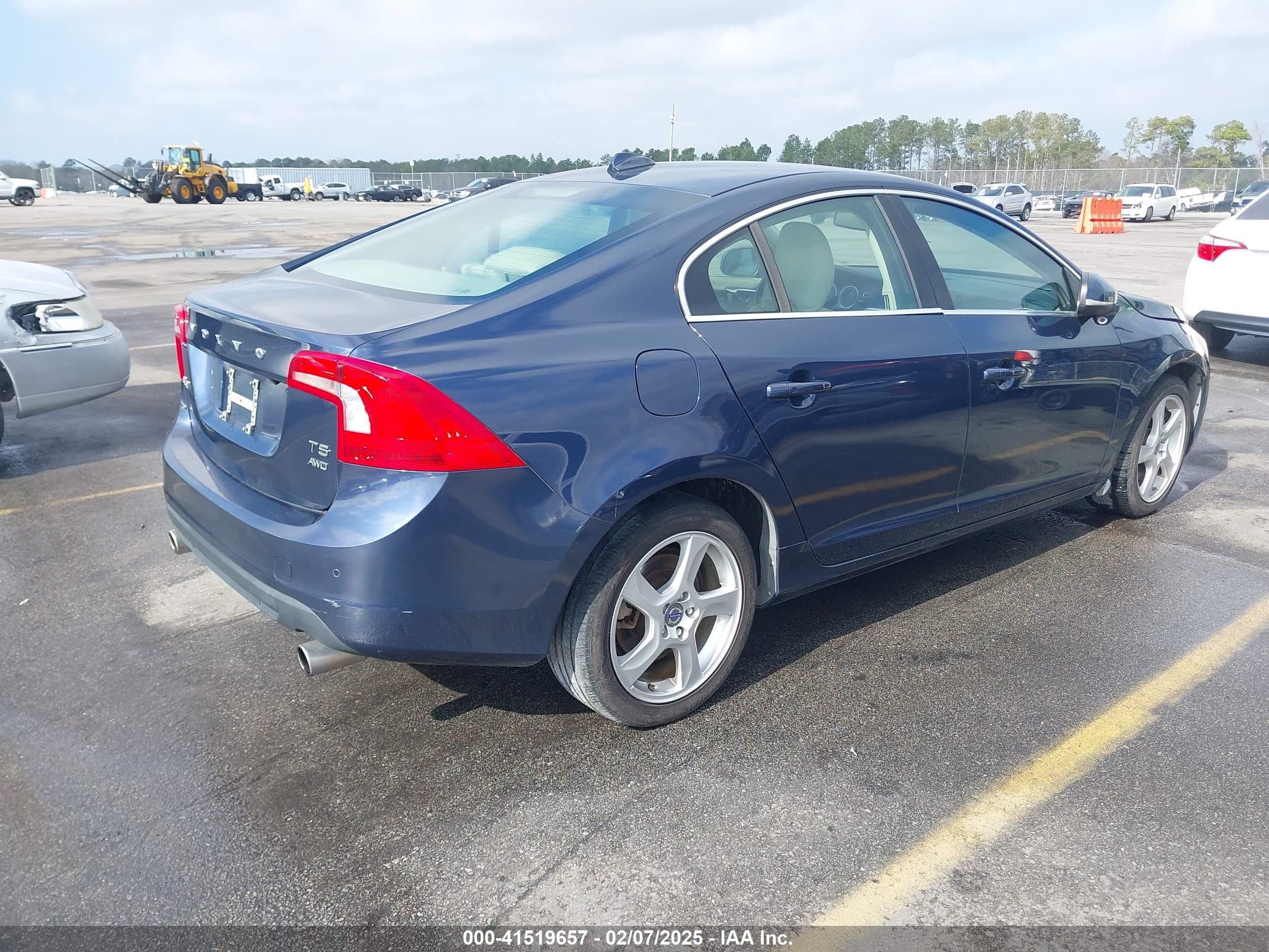 2013 Volvo S60 T5 Platinum Blue vin: YV1612FH2D1205846