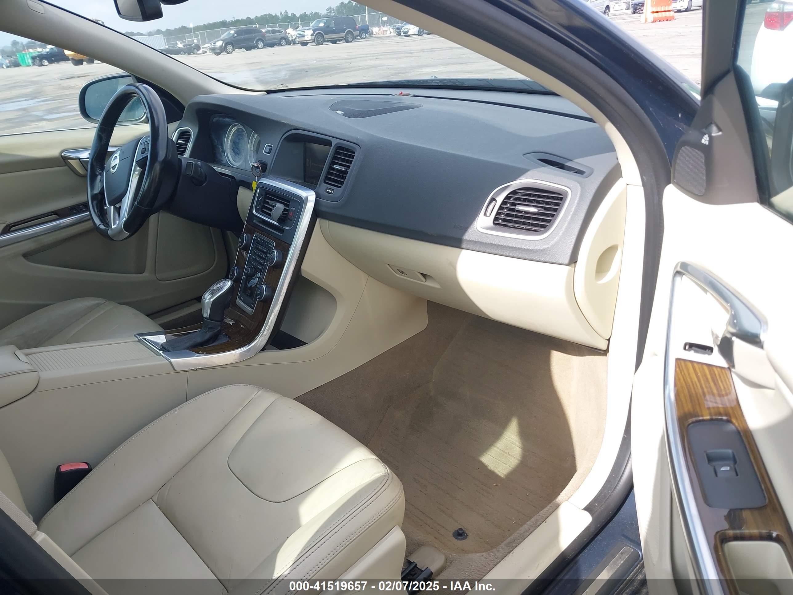 2013 Volvo S60 T5 Platinum Blue vin: YV1612FH2D1205846
