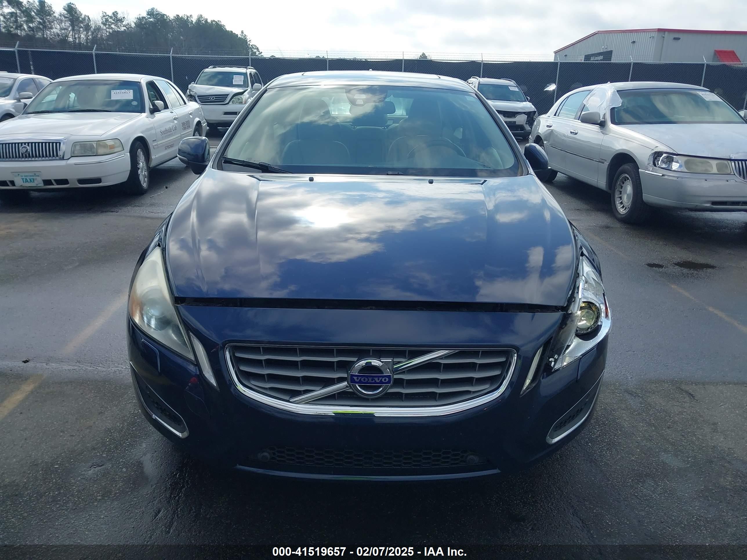 2013 Volvo S60 T5 Platinum Blue vin: YV1612FH2D1205846