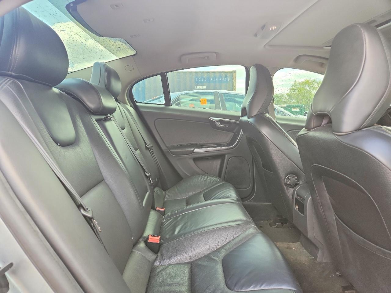 2013 Volvo S60 T5 Silver vin: YV1612FH3D1220646