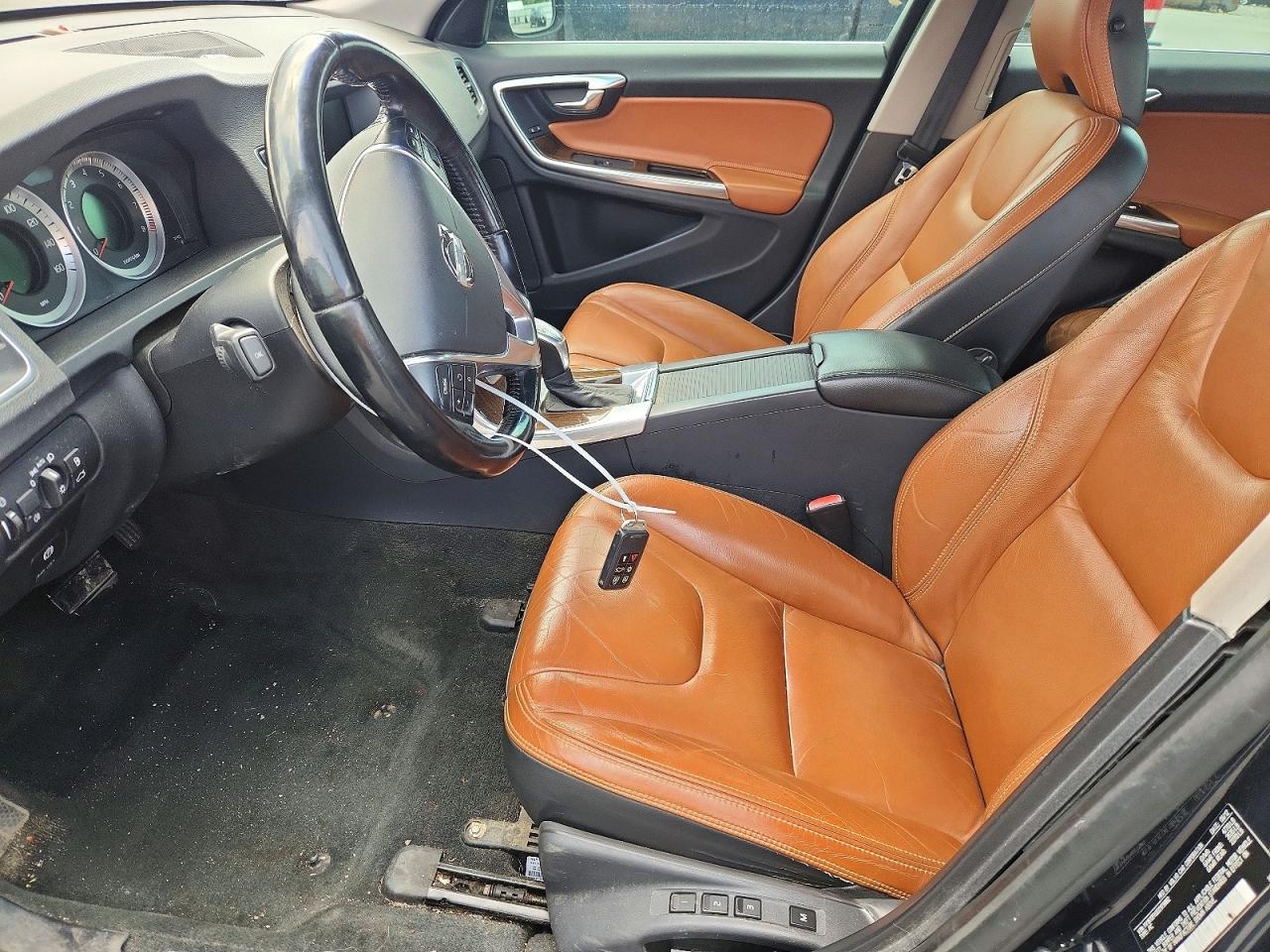 2013 Volvo S60 T5 Черный vin: YV1612FH3D2179882