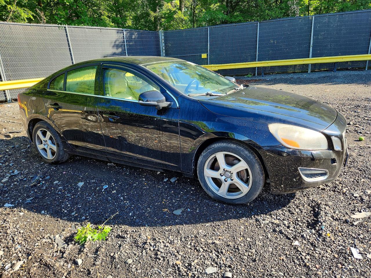 2013 Volvo S60 T5 Black vin: YV1612FH3D2209267