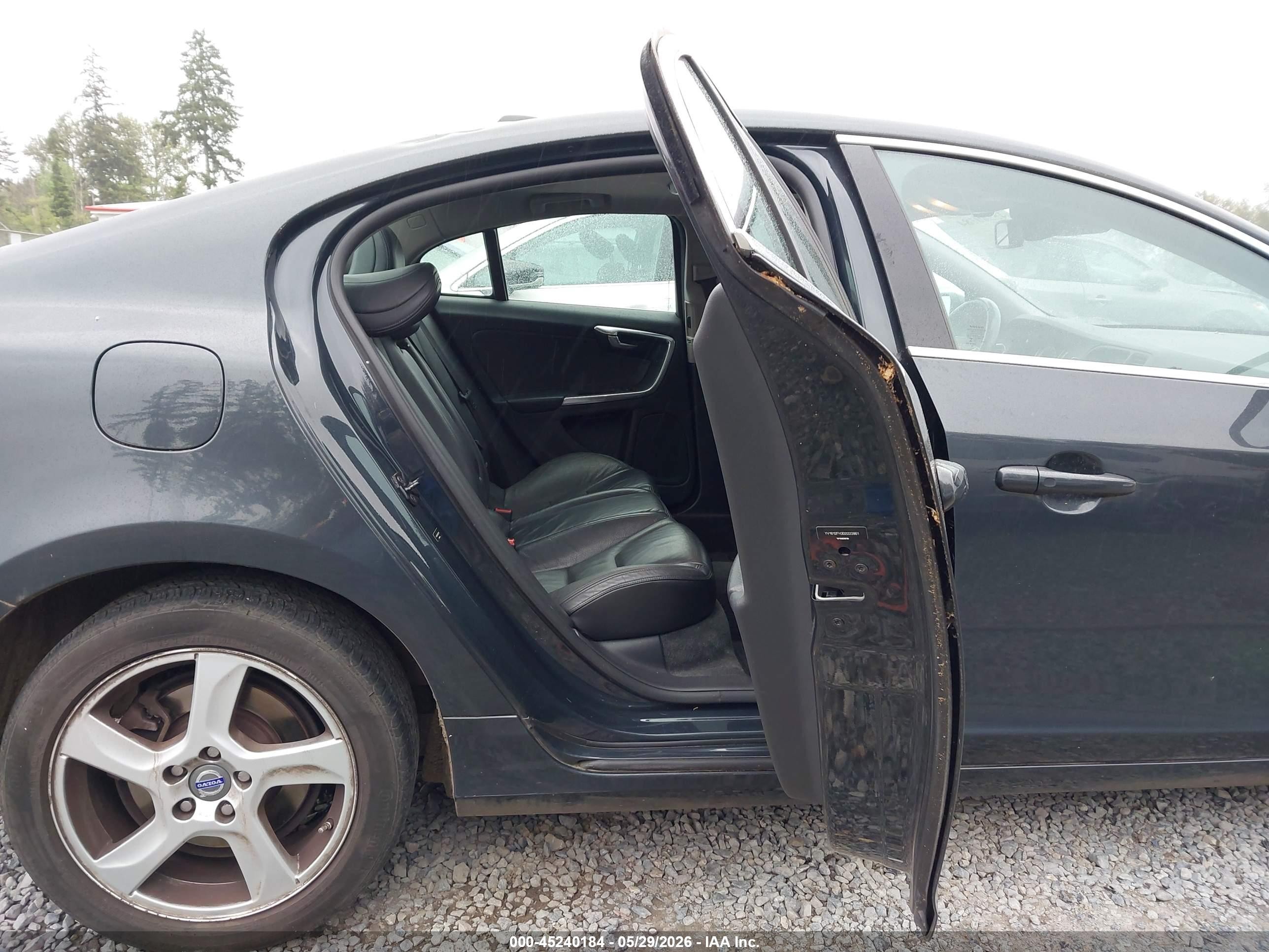 2013 Volvo S60 T5 Gray vin: YV1612FH3D2222861