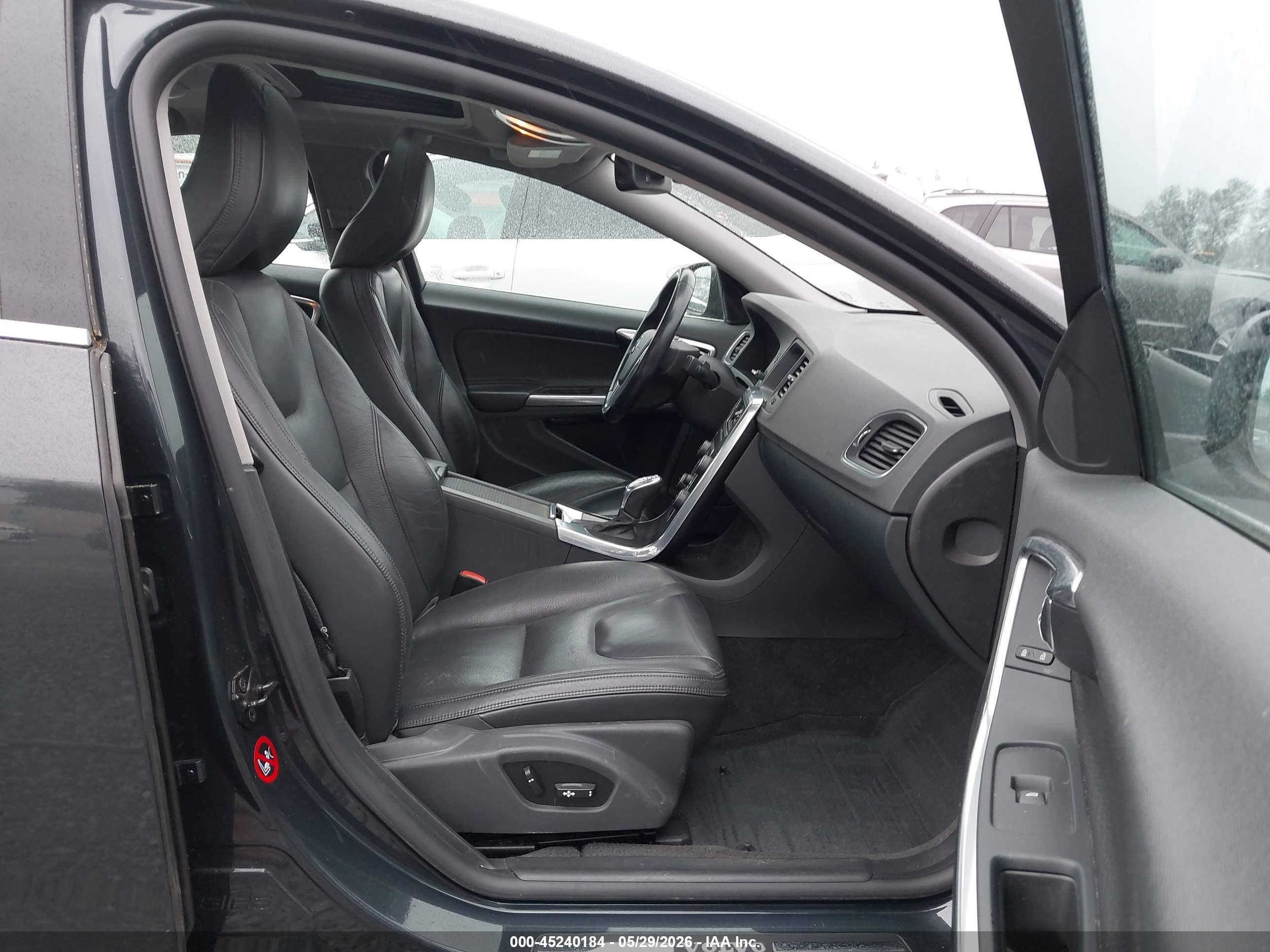 2013 Volvo S60 T5 Gray vin: YV1612FH3D2222861