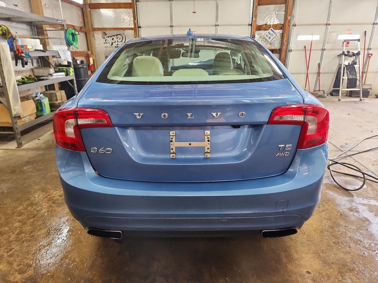 2014 Volvo S60 T5 Blue vin: YV1612FH3E1284333