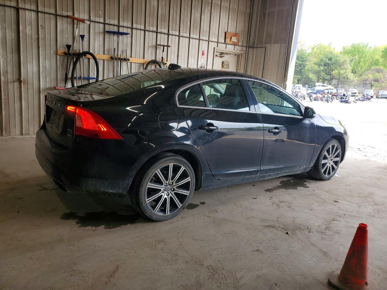 2014 Volvo S60 T5 Black vin: YV1612FH3E2295455