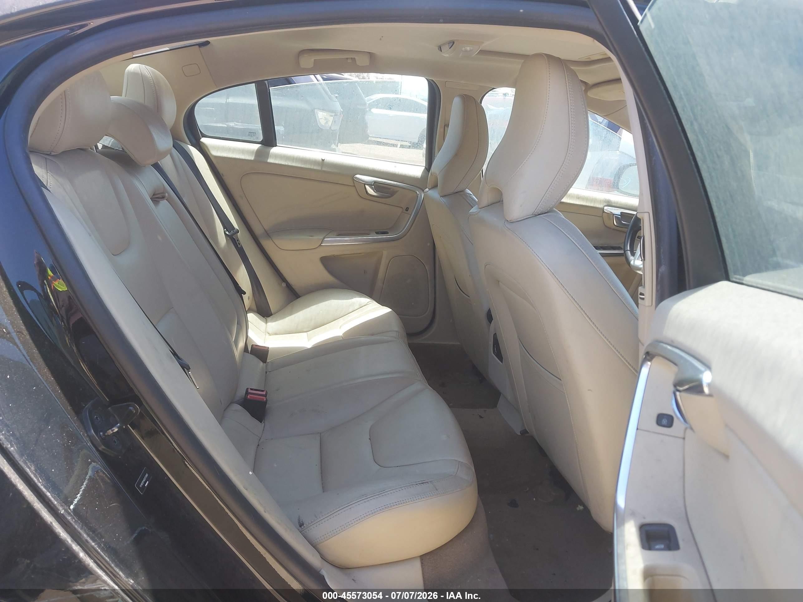 2013 Volvo S60 T5/t5 Platinum/t5 Premier/t5 Premier Plus Black vin: YV1612FH4D2173993