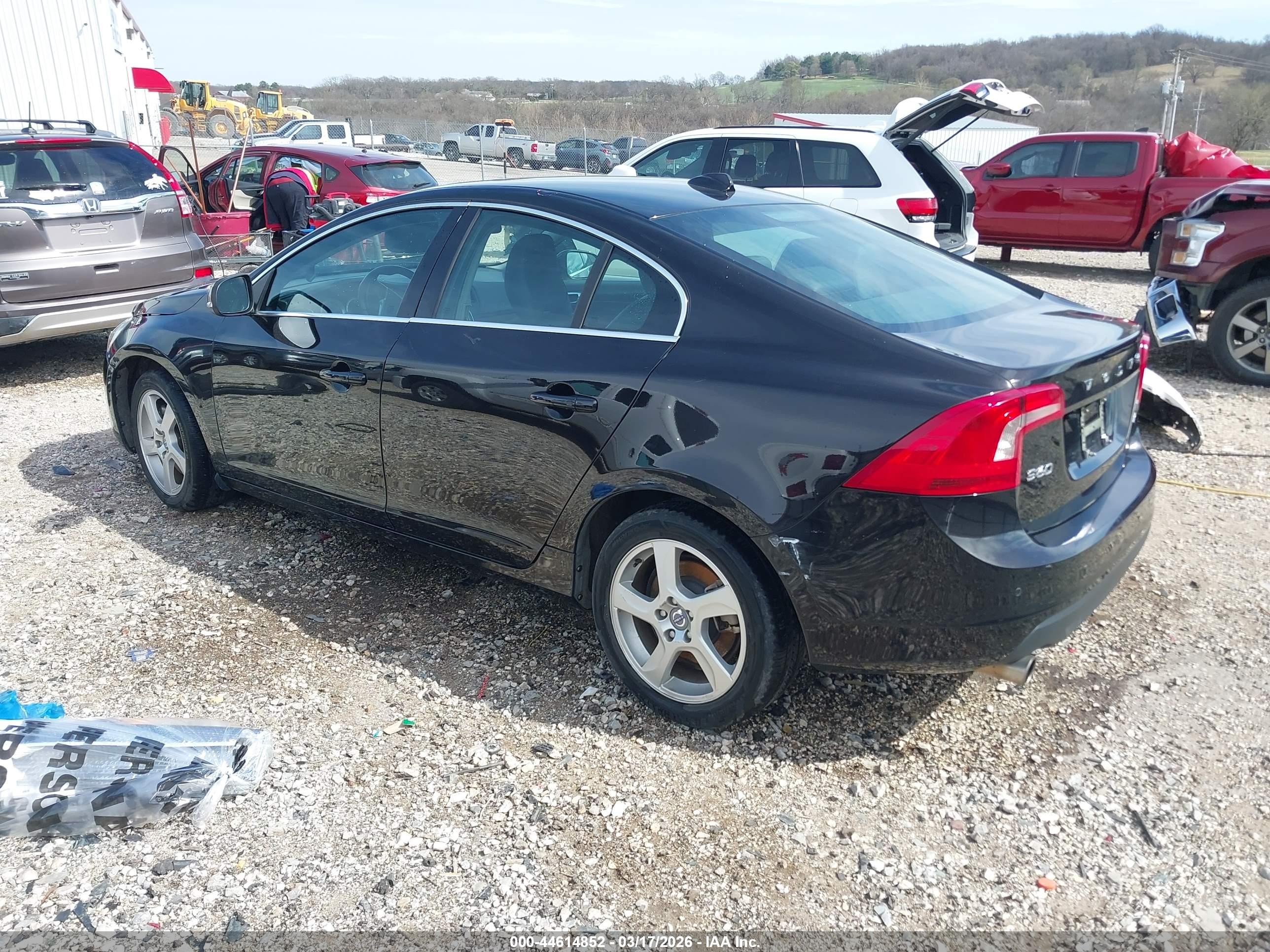 2013 Volvo S60 T5/t5 Platinum/t5 Premier/t5 Premier Plus Black vin: YV1612FH4D2175159