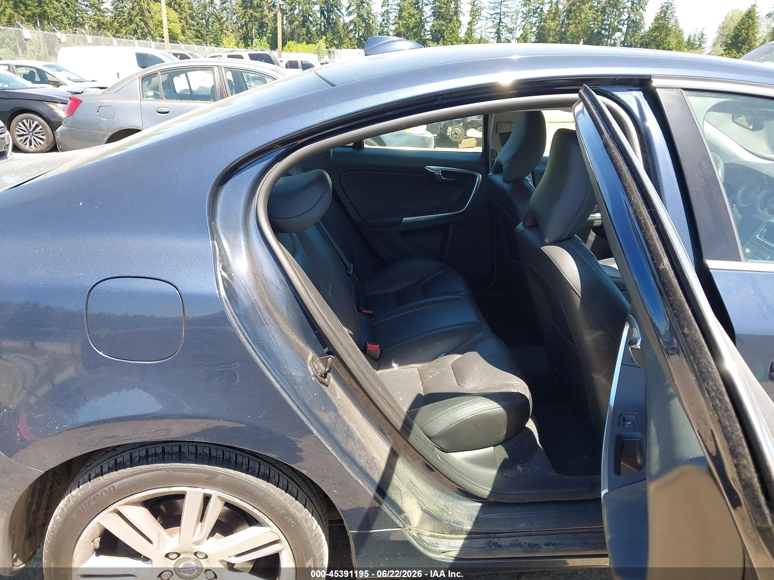 2013 Volvo S60 T5/t5 Platinum/t5 Premier/t5 Premier Plus Gray vin: YV1612FH4D2185125