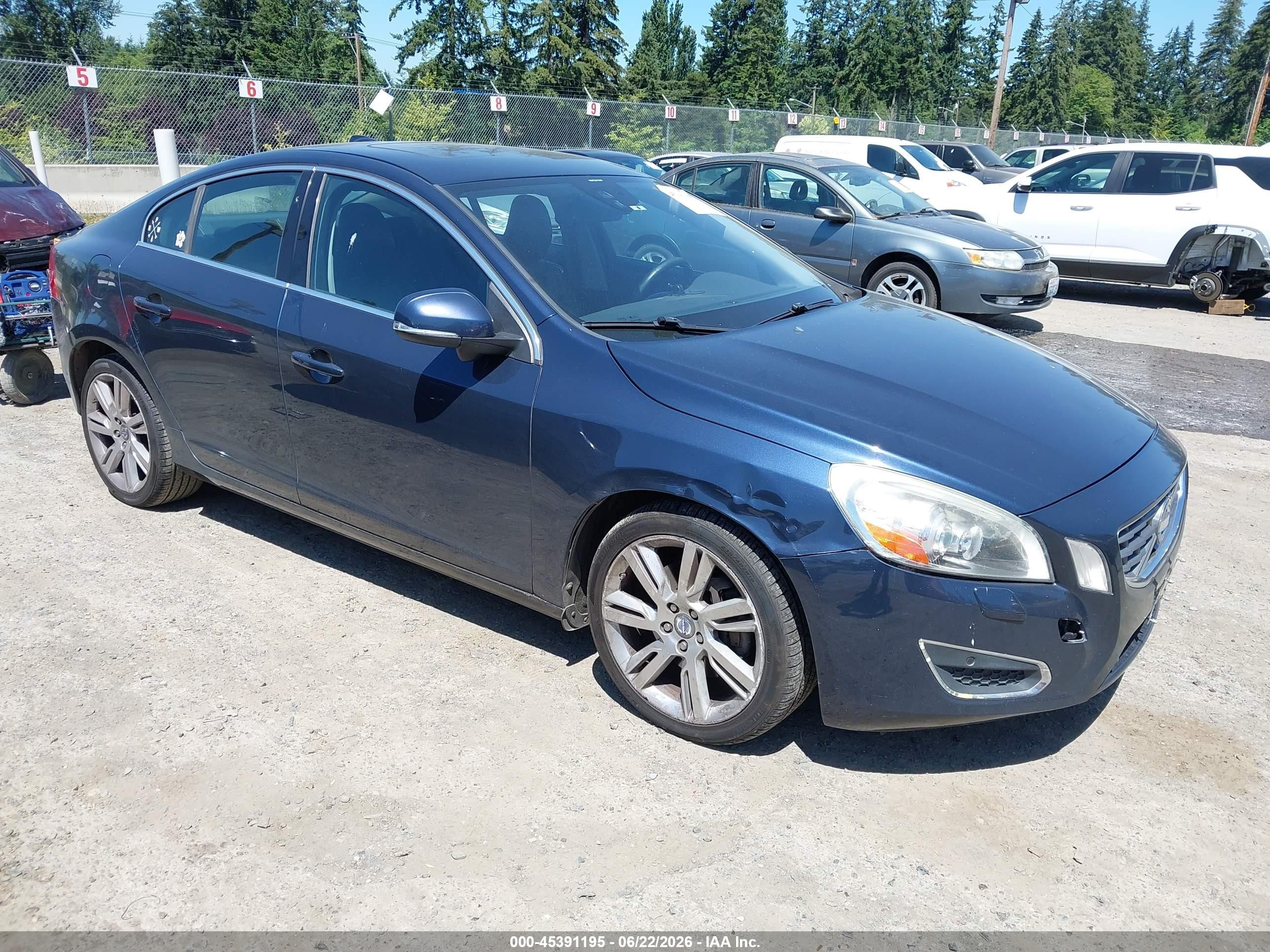 2013 Volvo S60 T5/t5 Platinum/t5 Premier/t5 Premier Plus Gray vin: YV1612FH4D2185125