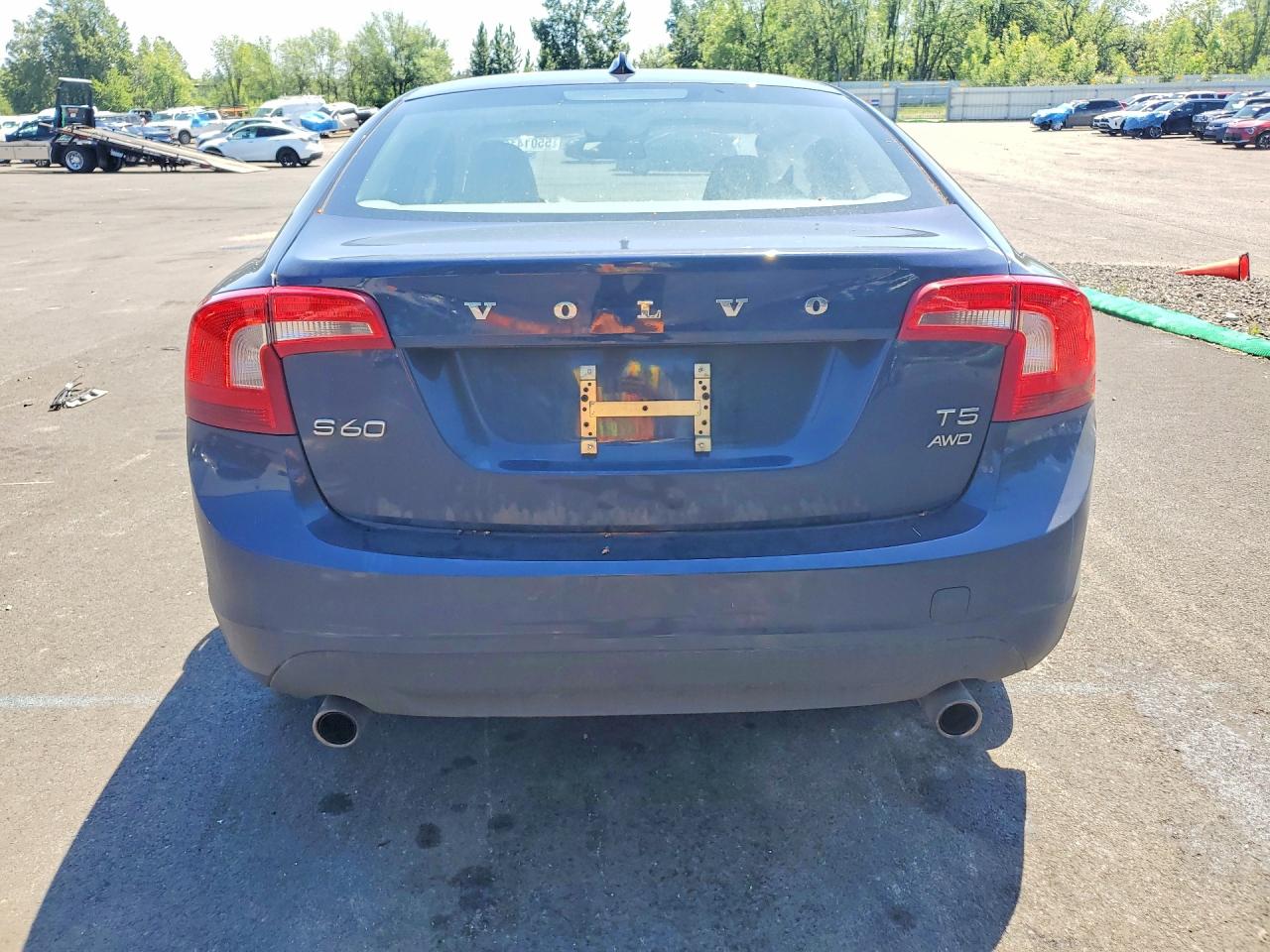 2013 Volvo S60 T5 Blue vin: YV1612FH4D2201260