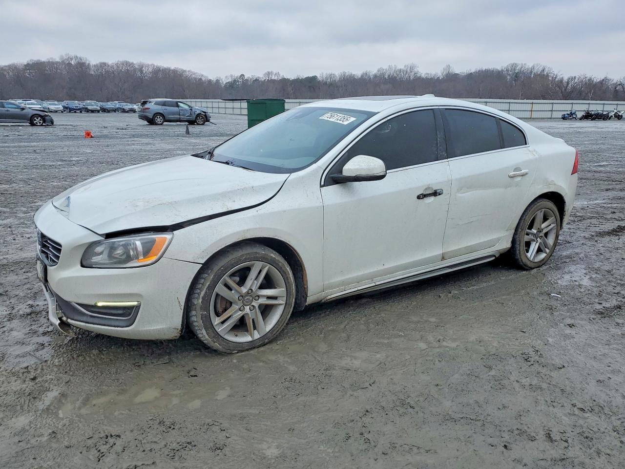 YV1612FH4E2296940
