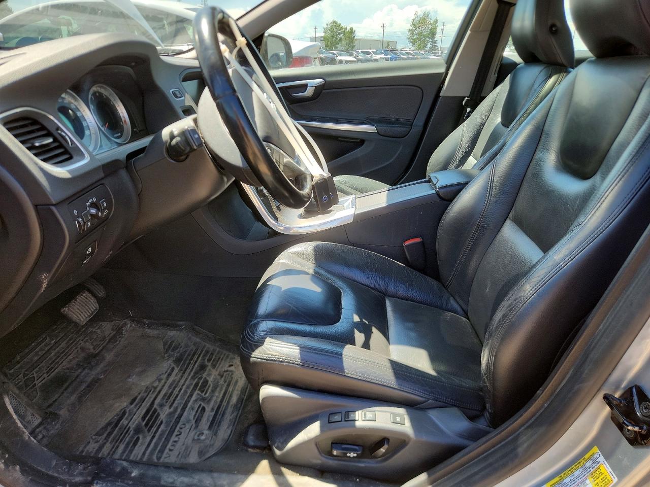2013 Volvo S60 T5 Silver vin: YV1612FH5D1210989