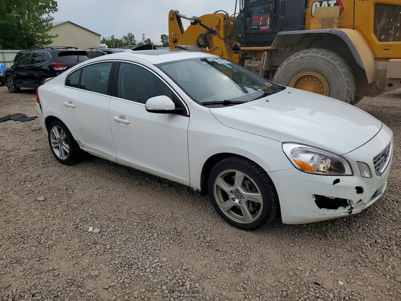 2013 Volvo S60 T5 White vin: YV1612FH5D2170214