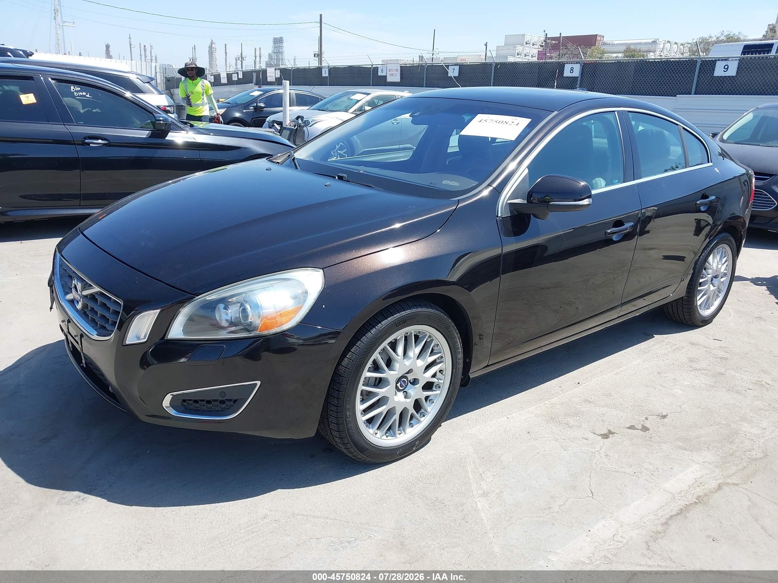 2013 Volvo S60 T5/t5 Platinum/t5 Premier/t5 Premier Plus Черный vin: YV1612FH5D2170536