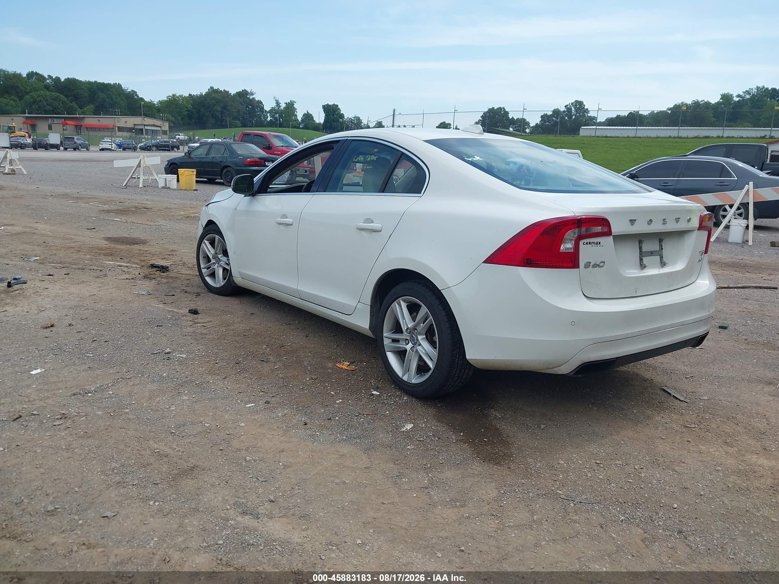 2014 Volvo S60 T5 White vin: YV1612FH5E2282612
